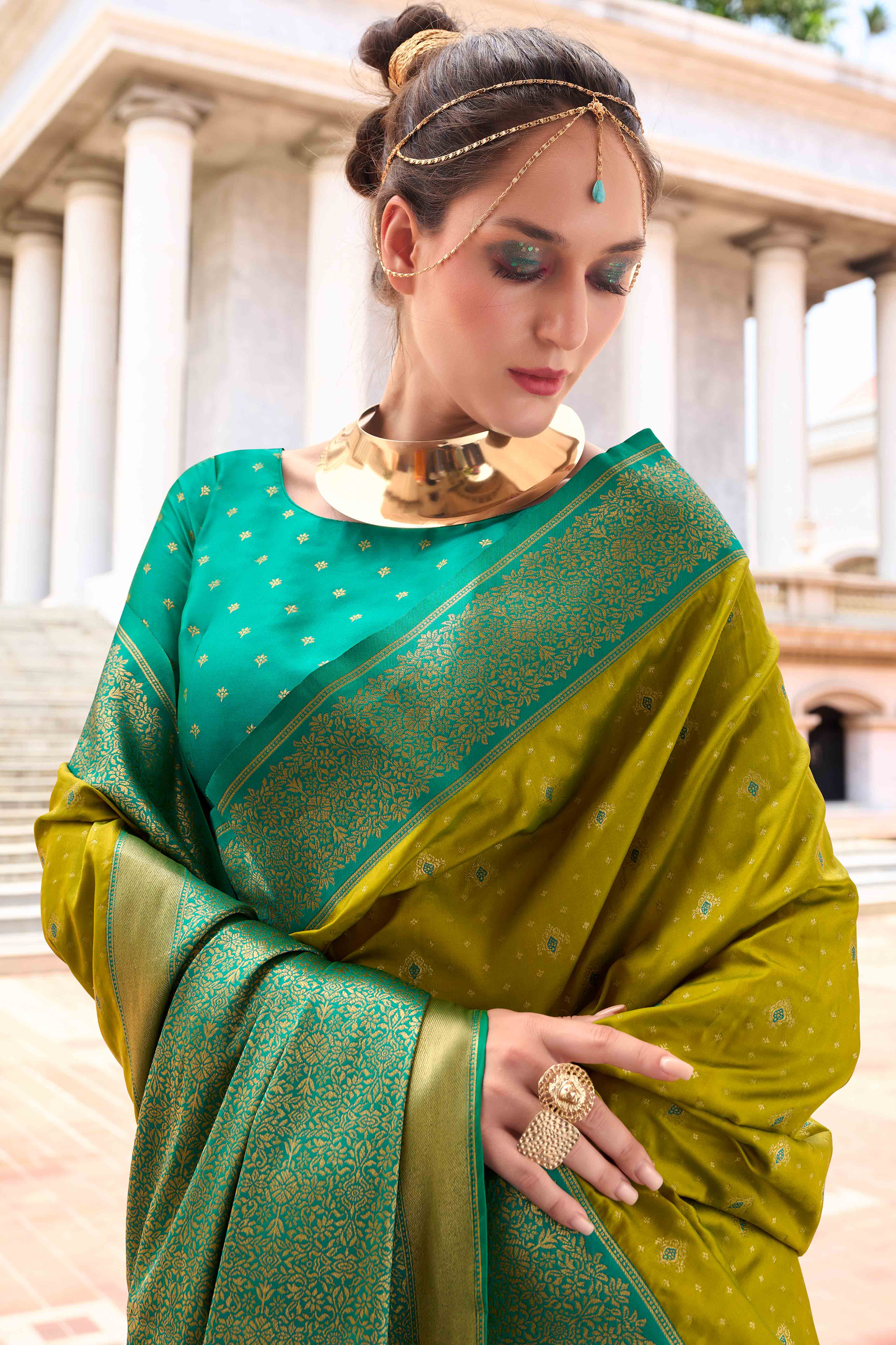 Olive Floral Woven Pure Silk Saree - Image 4