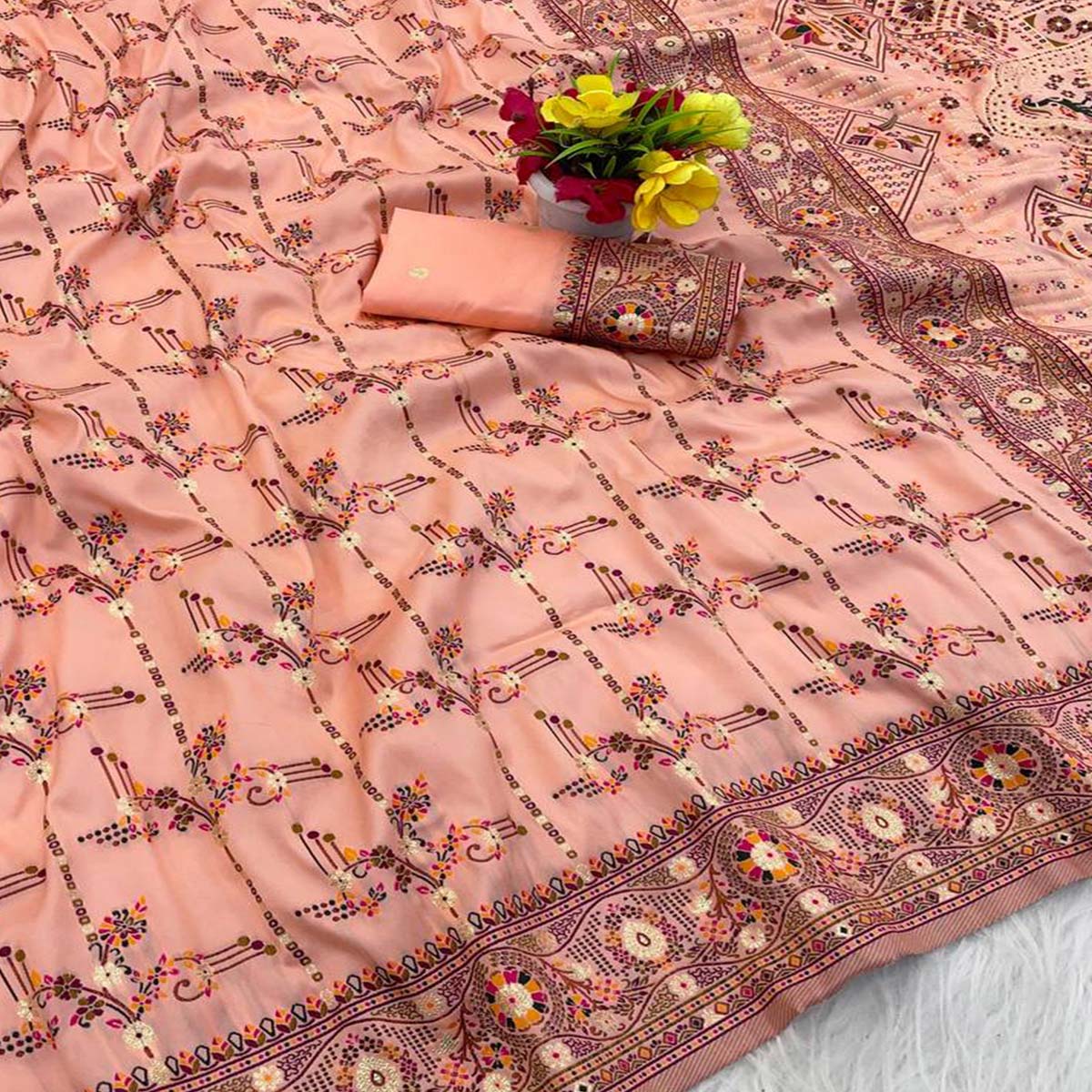 Peach Pashmina Silk Saree Featuring Rajwadi Traditional Weaving with a Kashmiri Pallu - Image 2