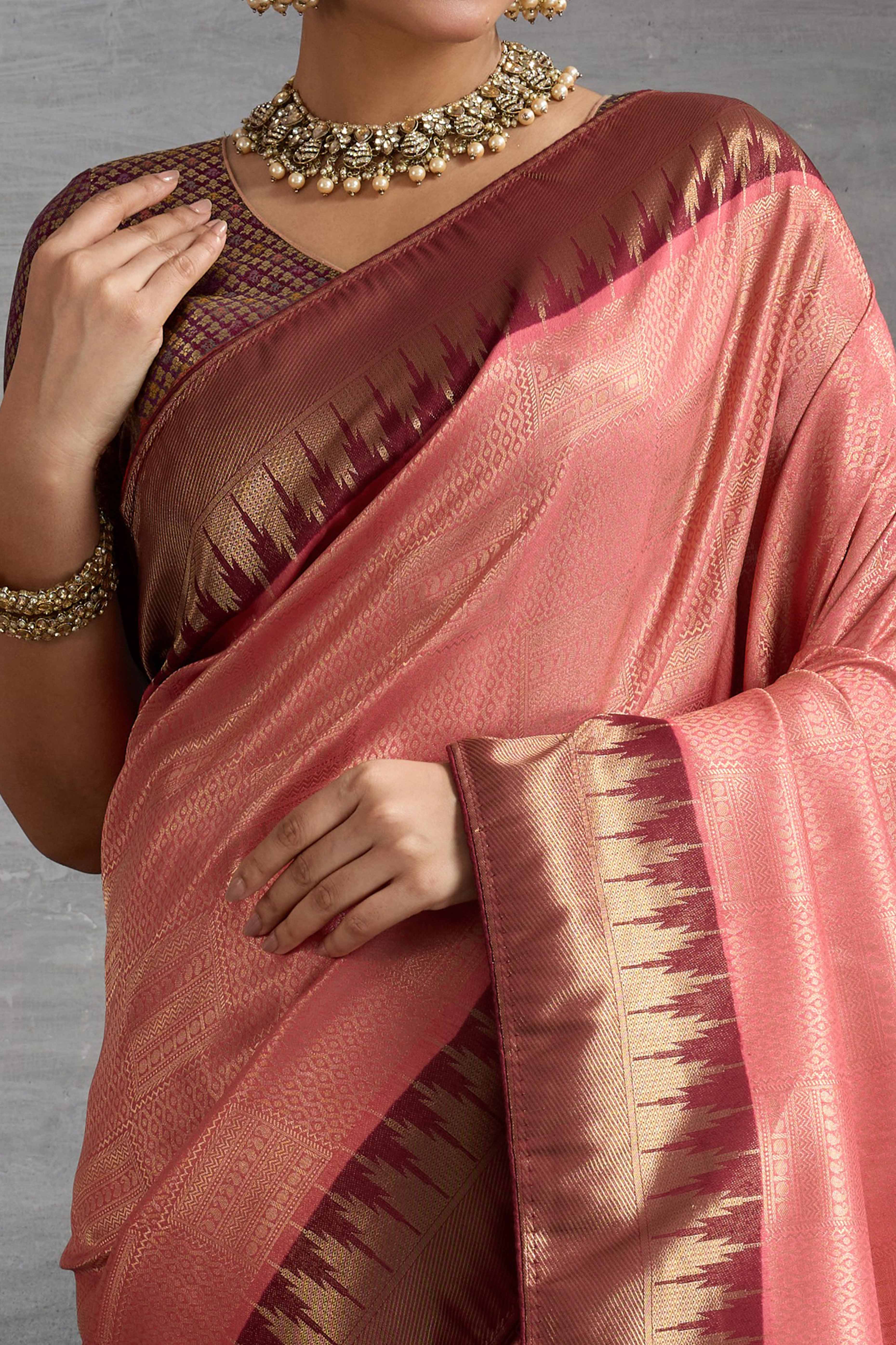 Peach Silk Kanjivaram Saree Enhanced With Kadiyal Weaving Borders - Image 2