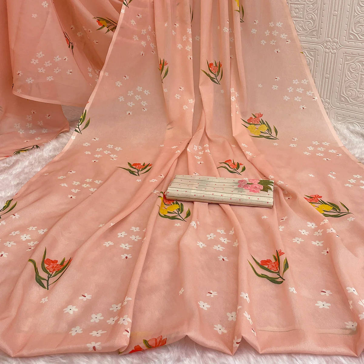 Peach Sparkle Star Georgette Saree Adorned With Floral Digital Prints - Image 2