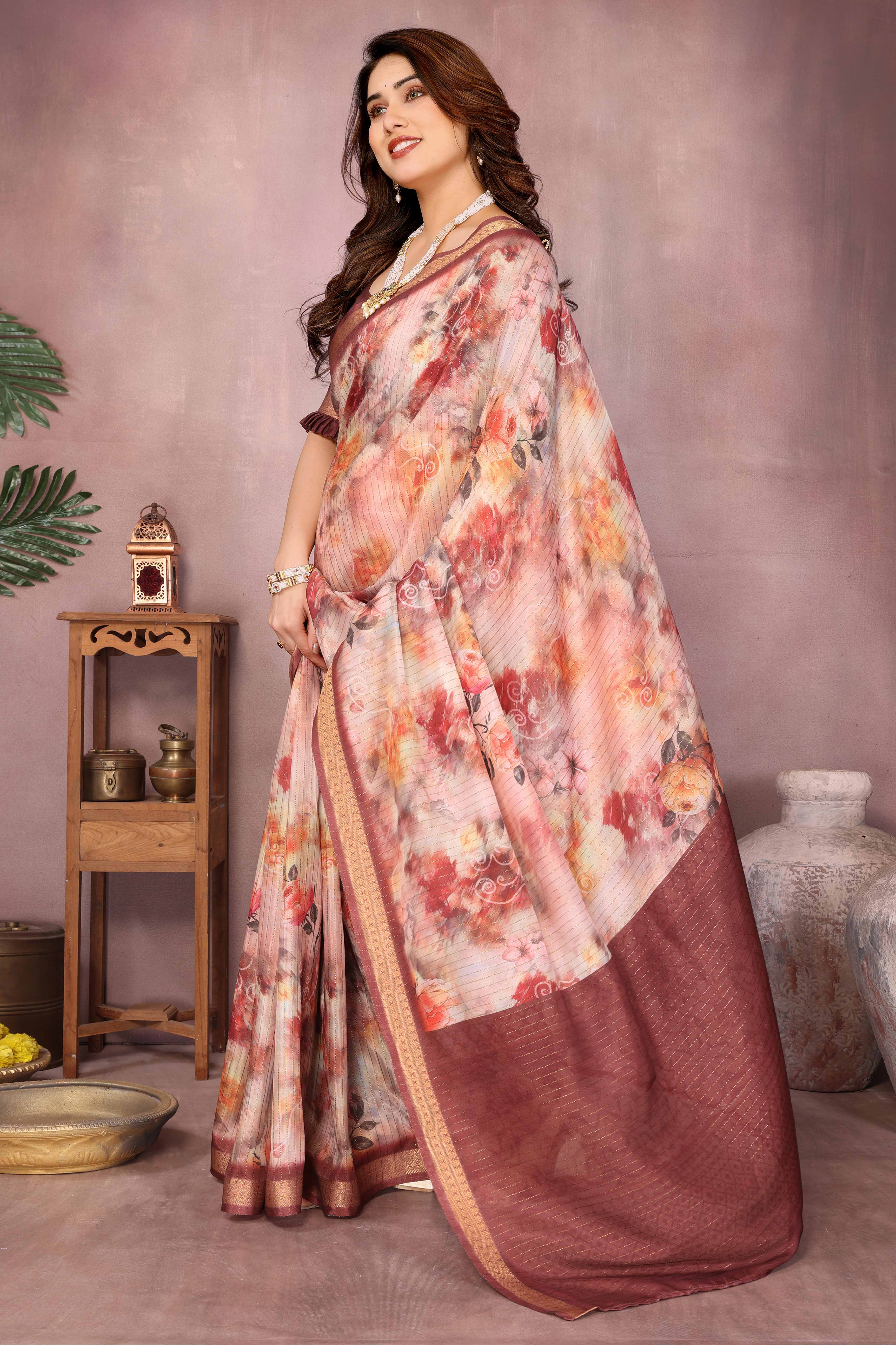 Peach Zari Woven Saree with Floral Motifs in Cotton Blend Fabric - Image 4