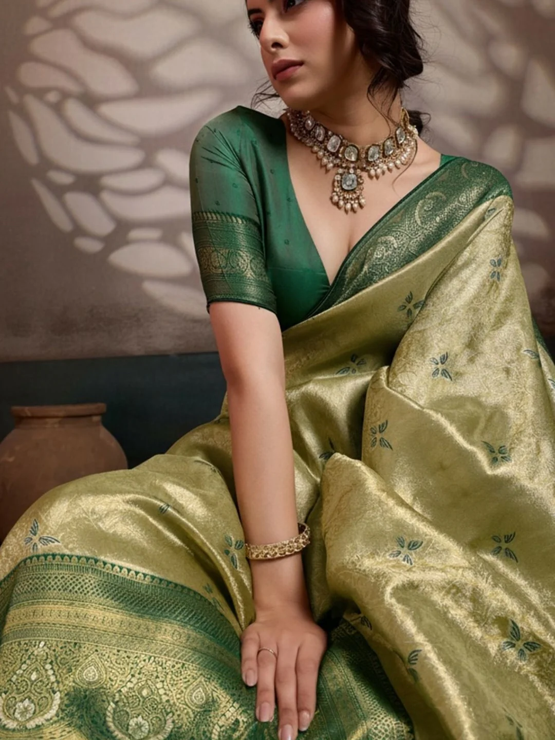 Peachmode Green Kanjivaram Soft Silk Saree with Meenakari Woven Pallu - Image 4
