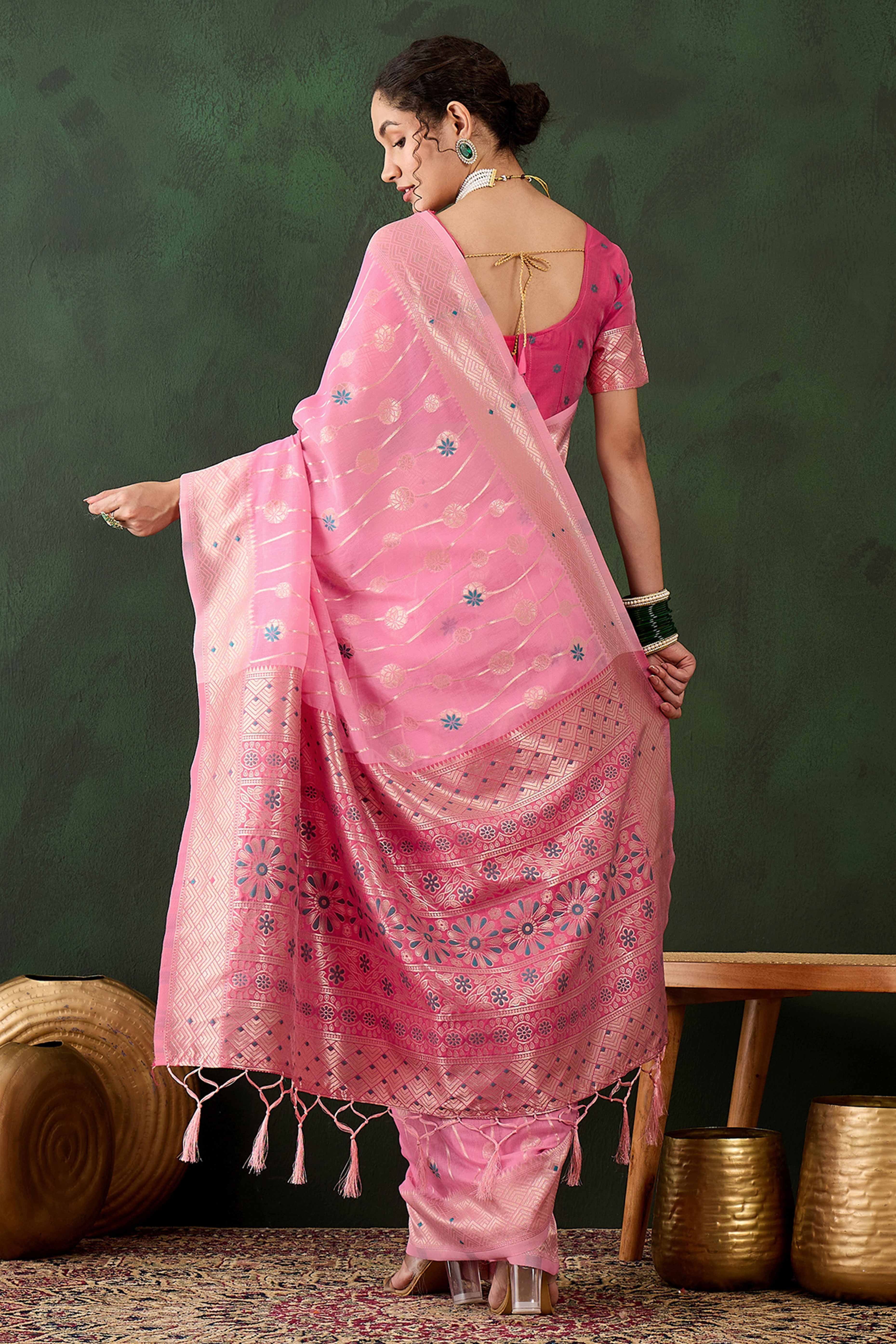 Pink Cotton Blend Saree Adorned With Intricate Floral Zari Weaving & A Stylish Tassel Pallu - Image 5