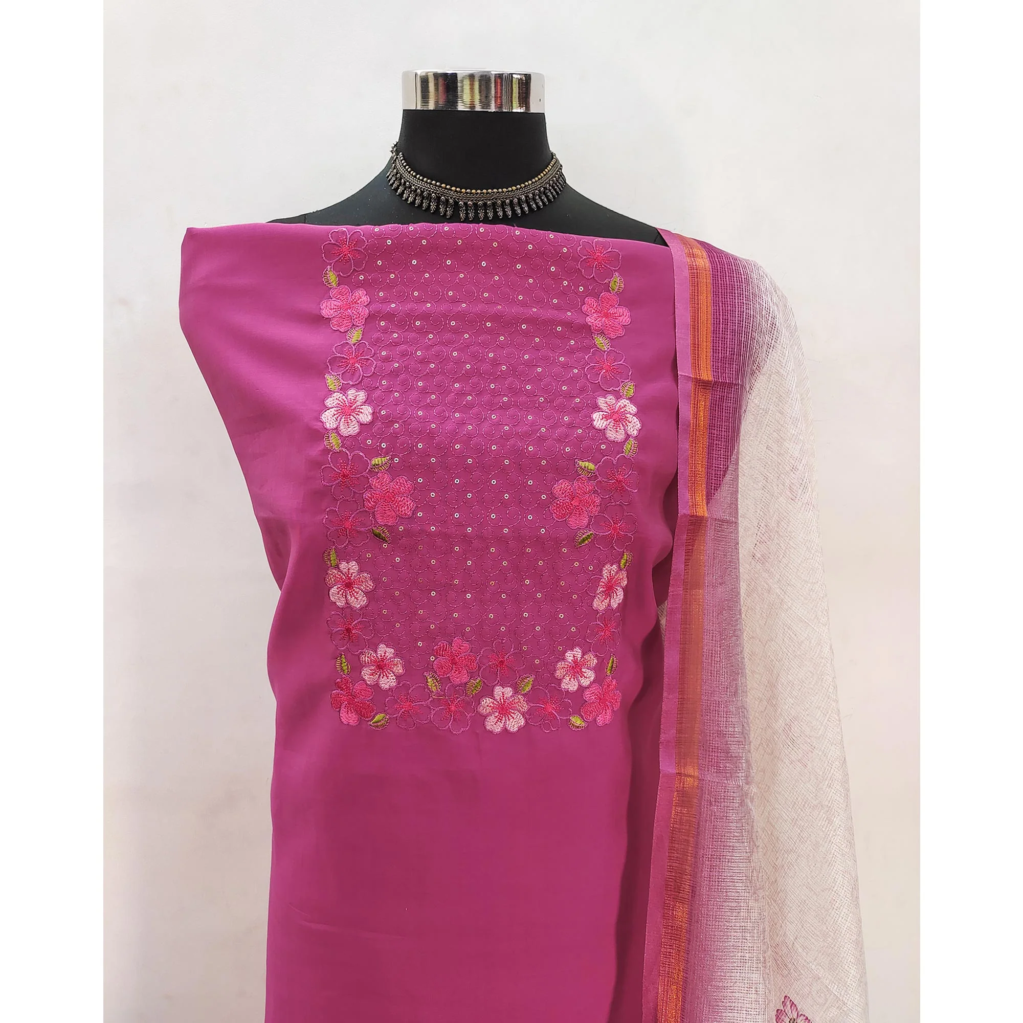 Pink Delicate Floral Embroidery On Luxe Viscose Dress Material - Image 4