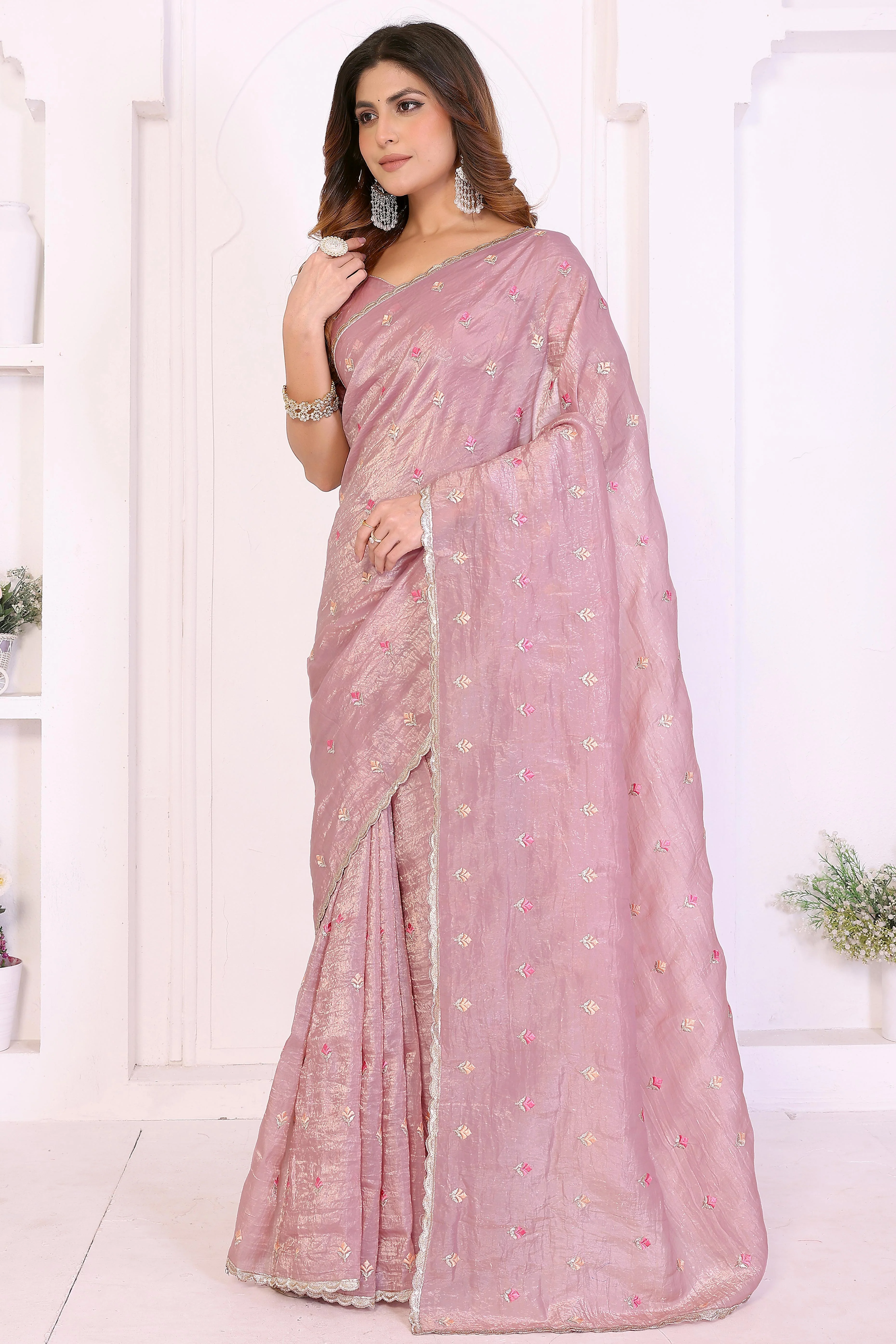 Pink Designer Crepe Saree Enhanced with Delicate Thread Work Embroidery - Image 4
