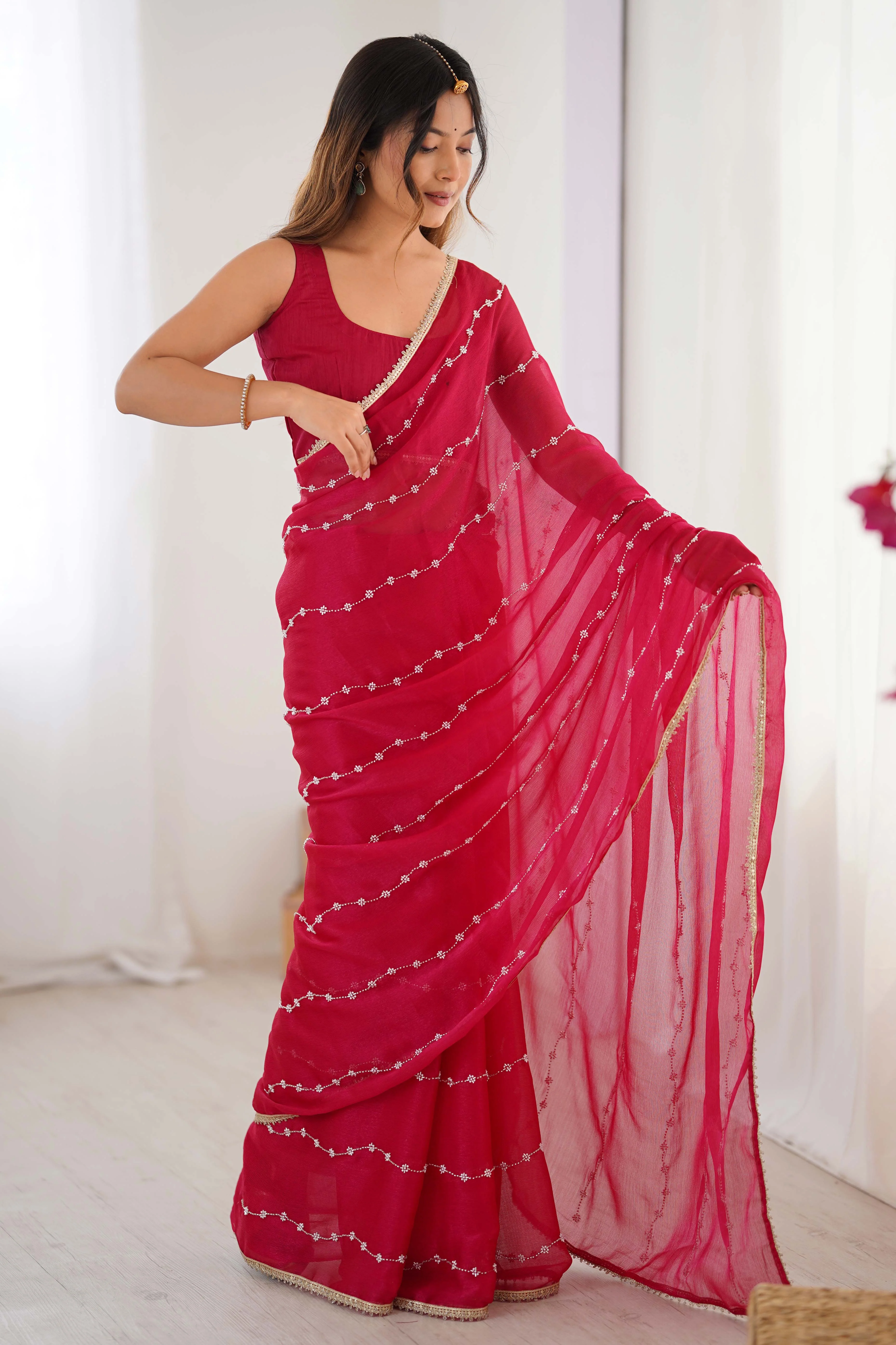 Pink Embellished Organza Saree With Delicate Linear Beads & Stones detailing - Image 5