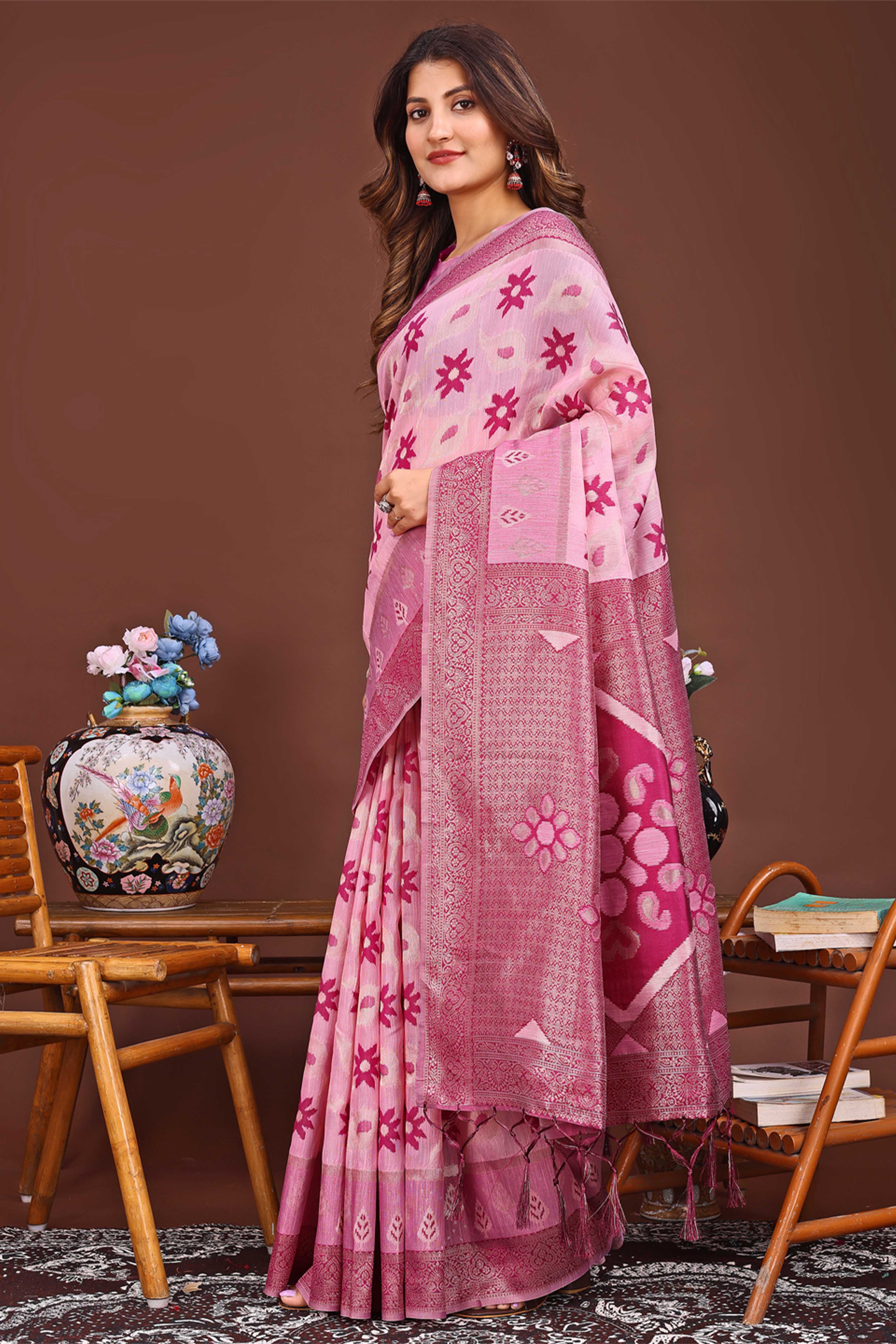 Pink Ethnic Saree in Linen Cotton Fabric with Intricate Floral Pattern Weaving - Image 4