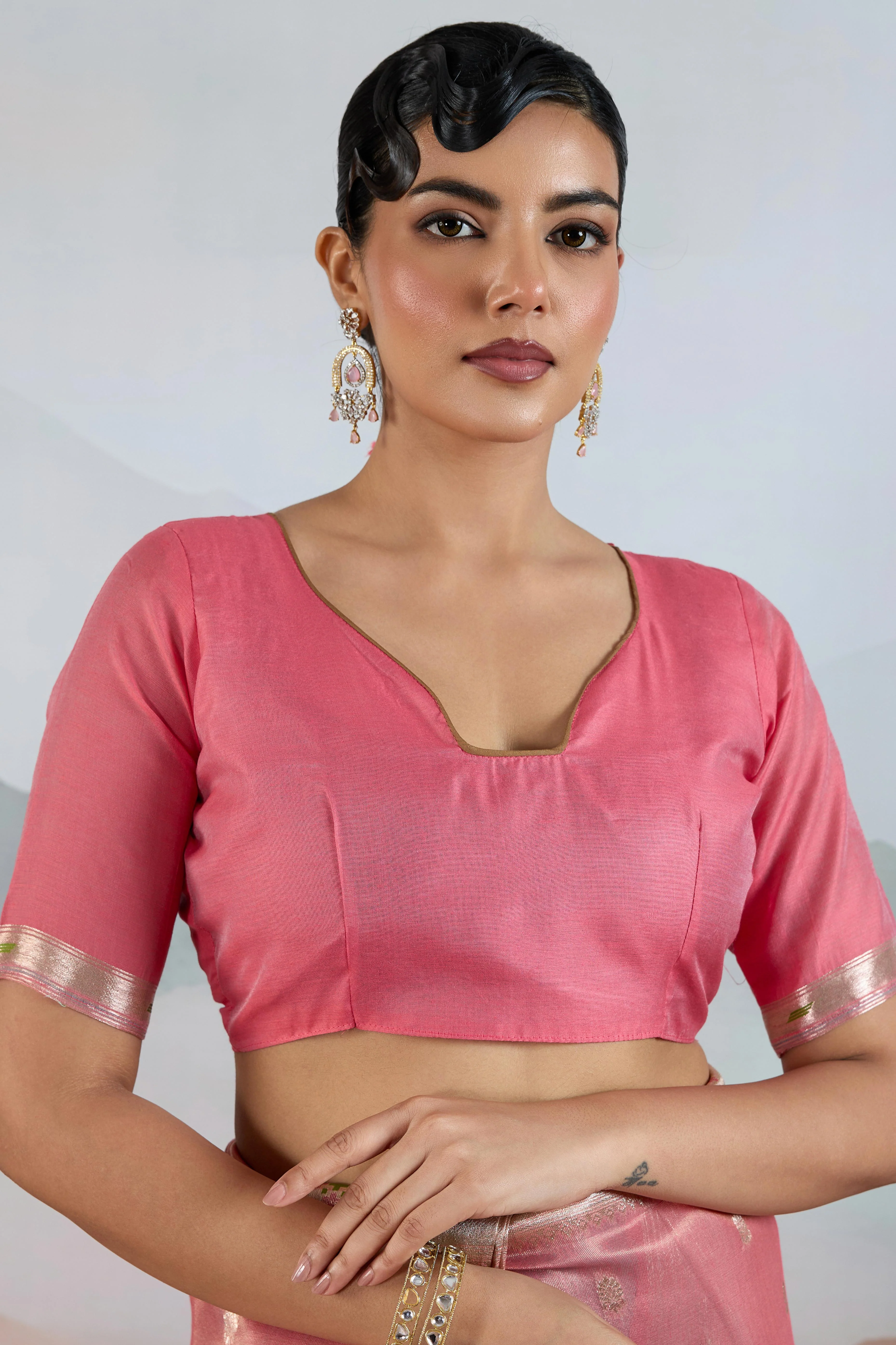 Pink Festive Tissue Saree Crafted with Artistic Zari Butti Weaving and a Featherlight Texture - Image 7