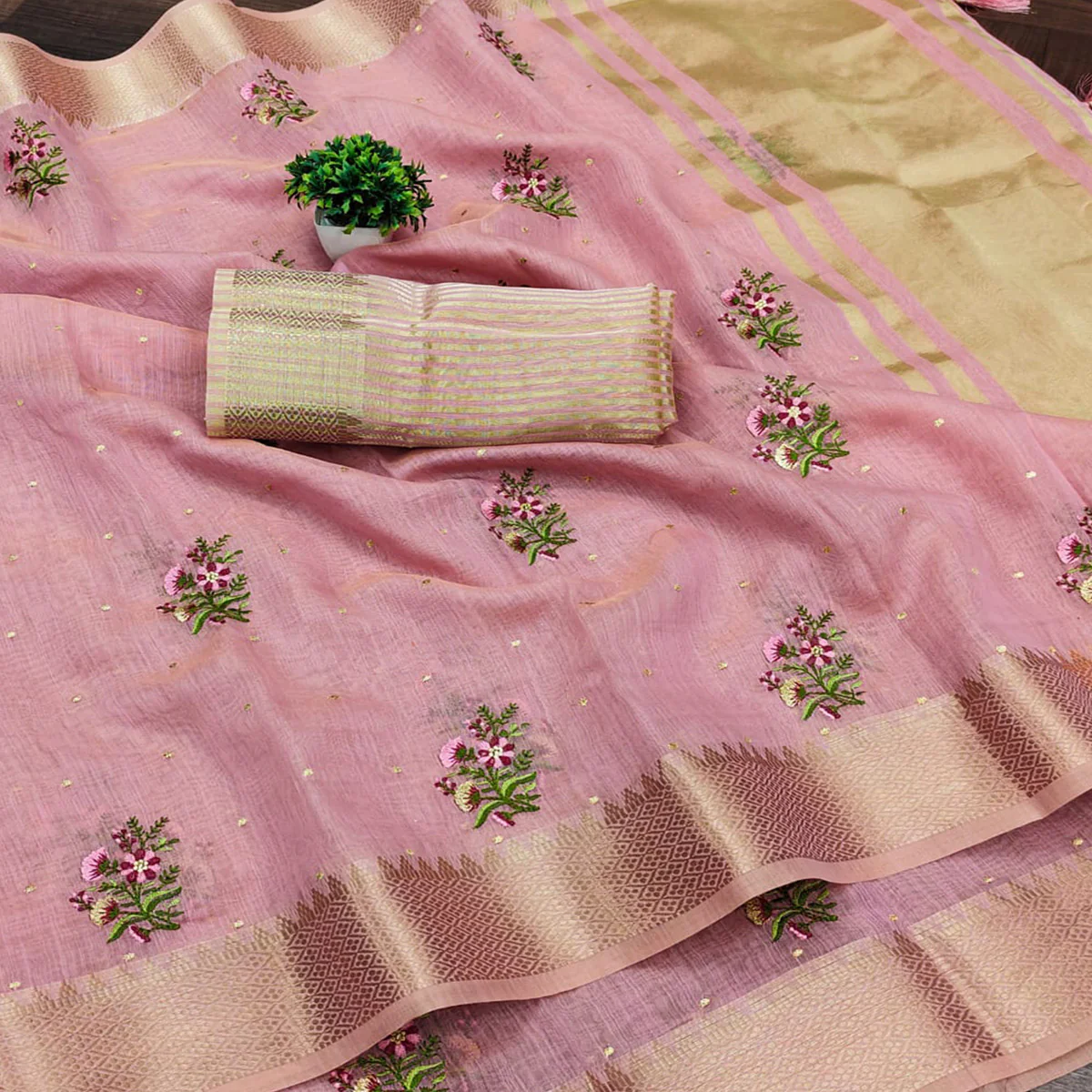 Pink Floral Embroidered Cotton Silk Saree With Zari Border - Image 2