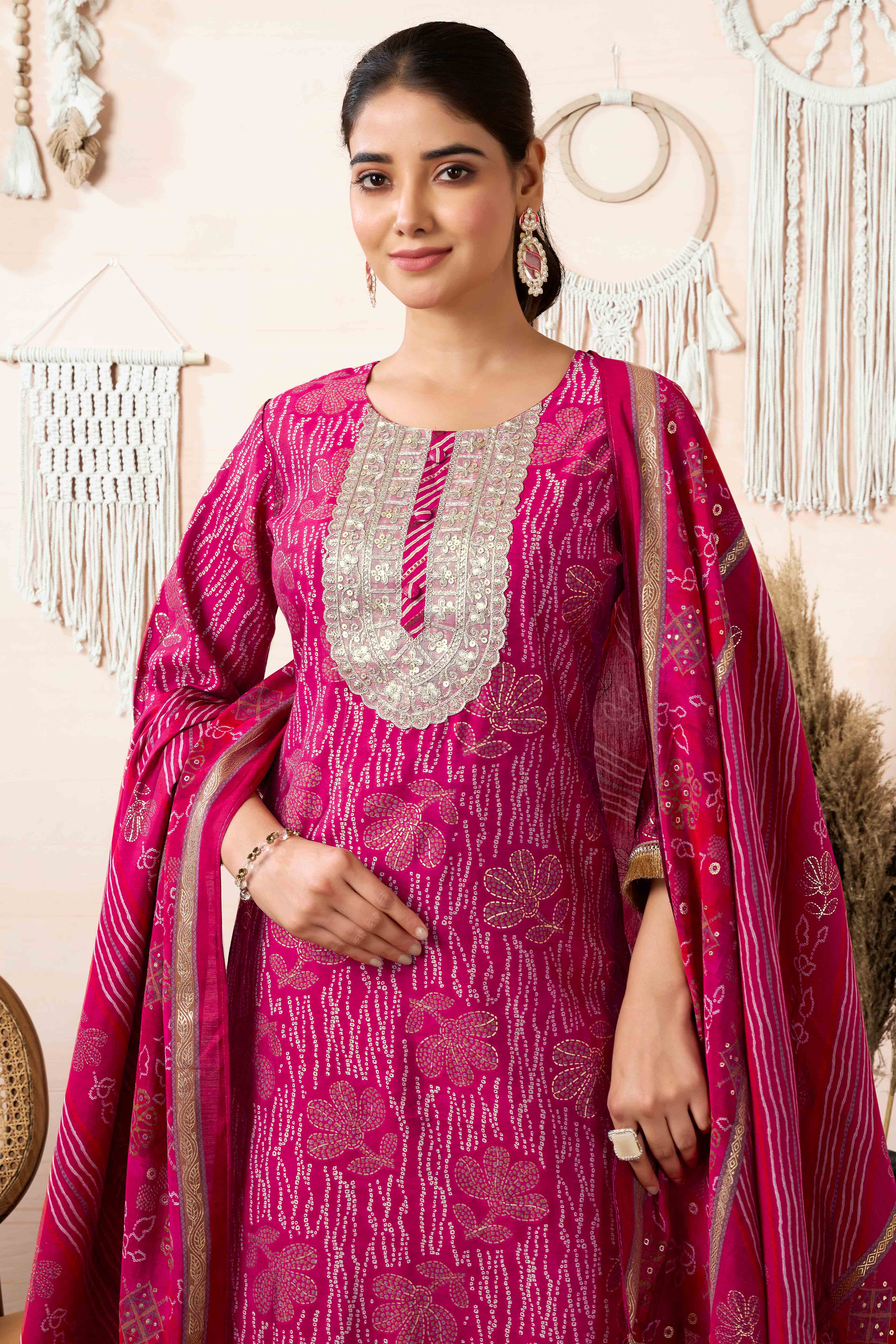 Pink Floral Foil Printed Chanderi Silk Straight Salwar Suit - Image 5