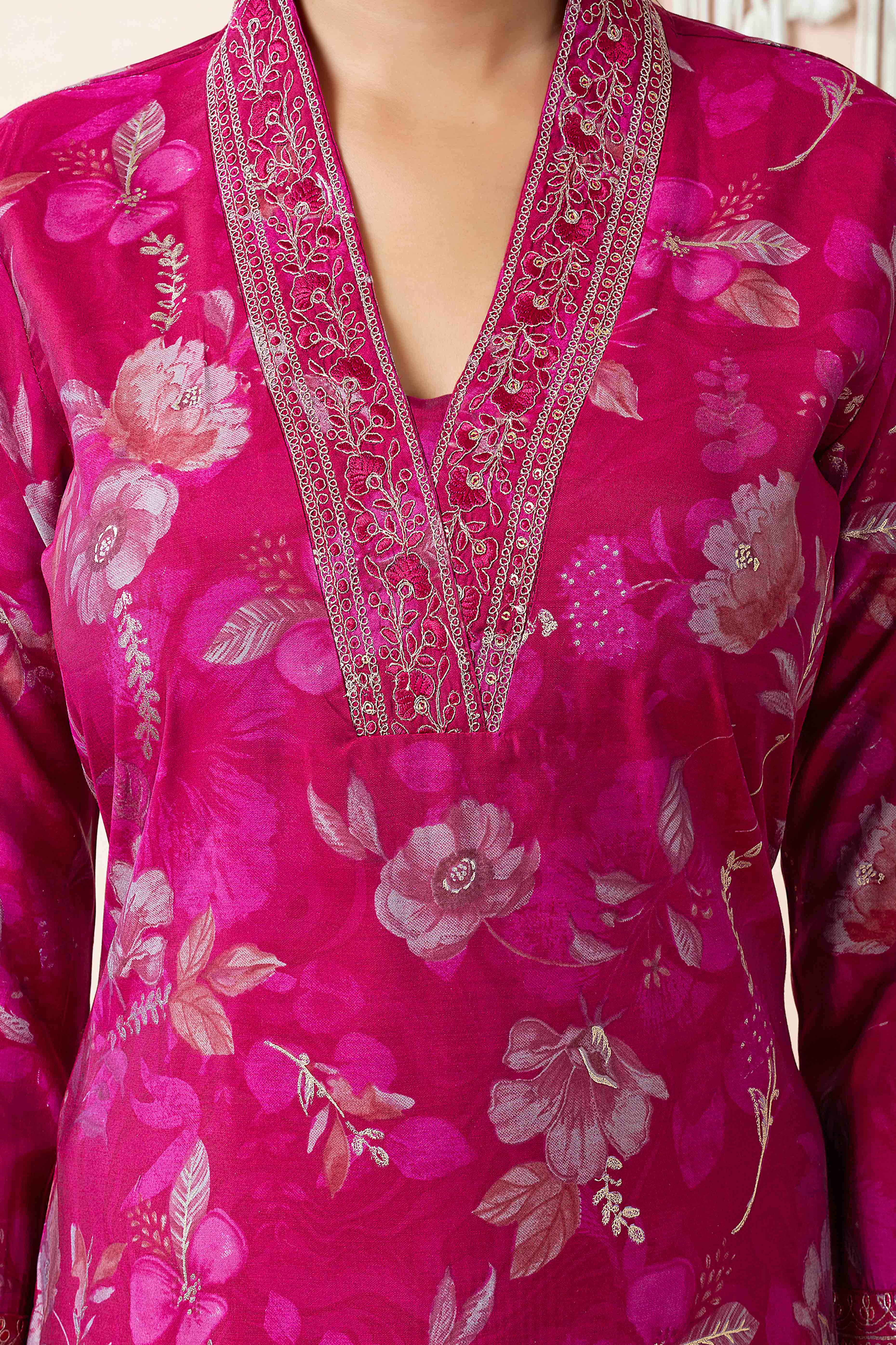 Pink Floral Foil Printed Cotton Silk Straight Salwar Suit - Image 2