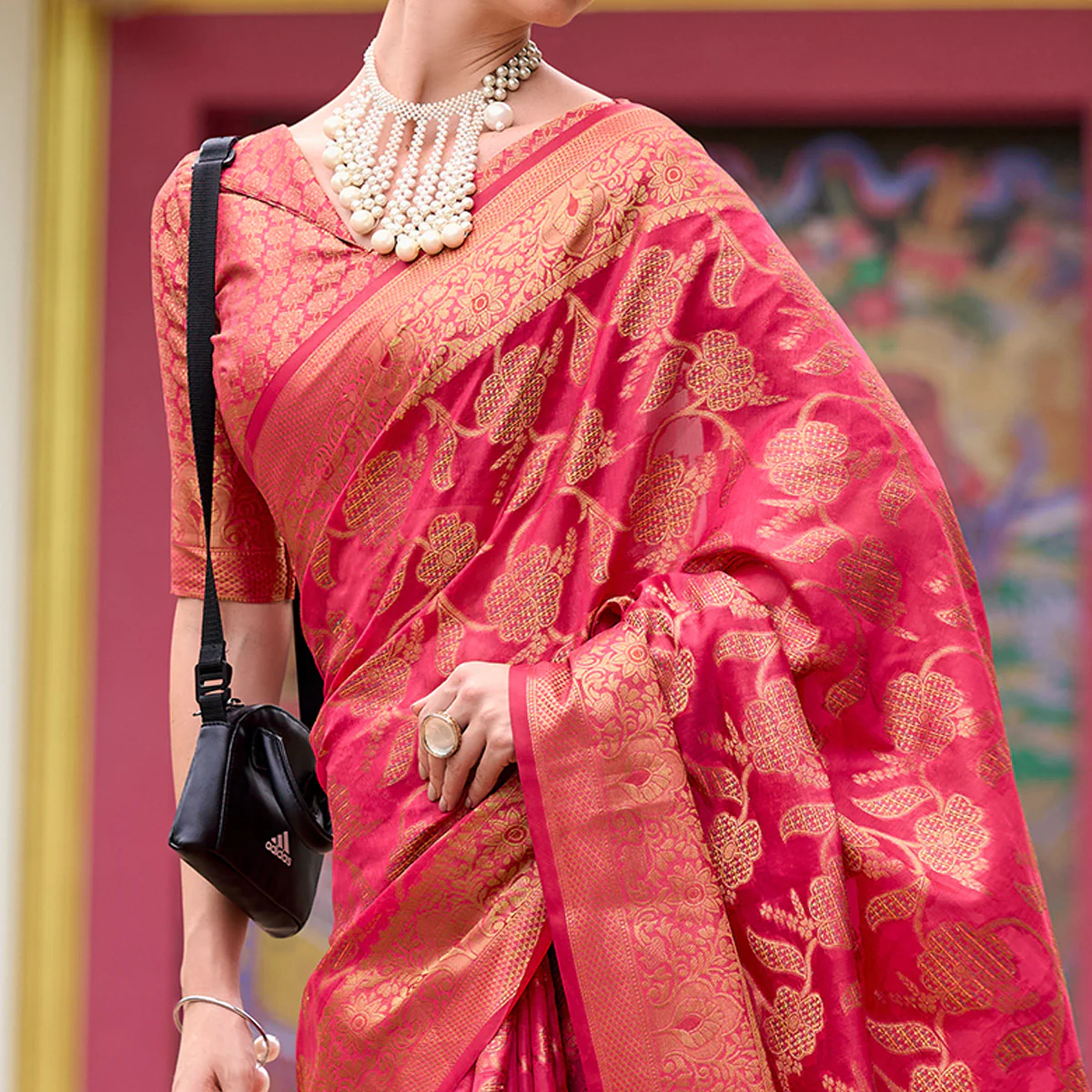 Pink Floral Motifs Woven Organza Saree - Image 3