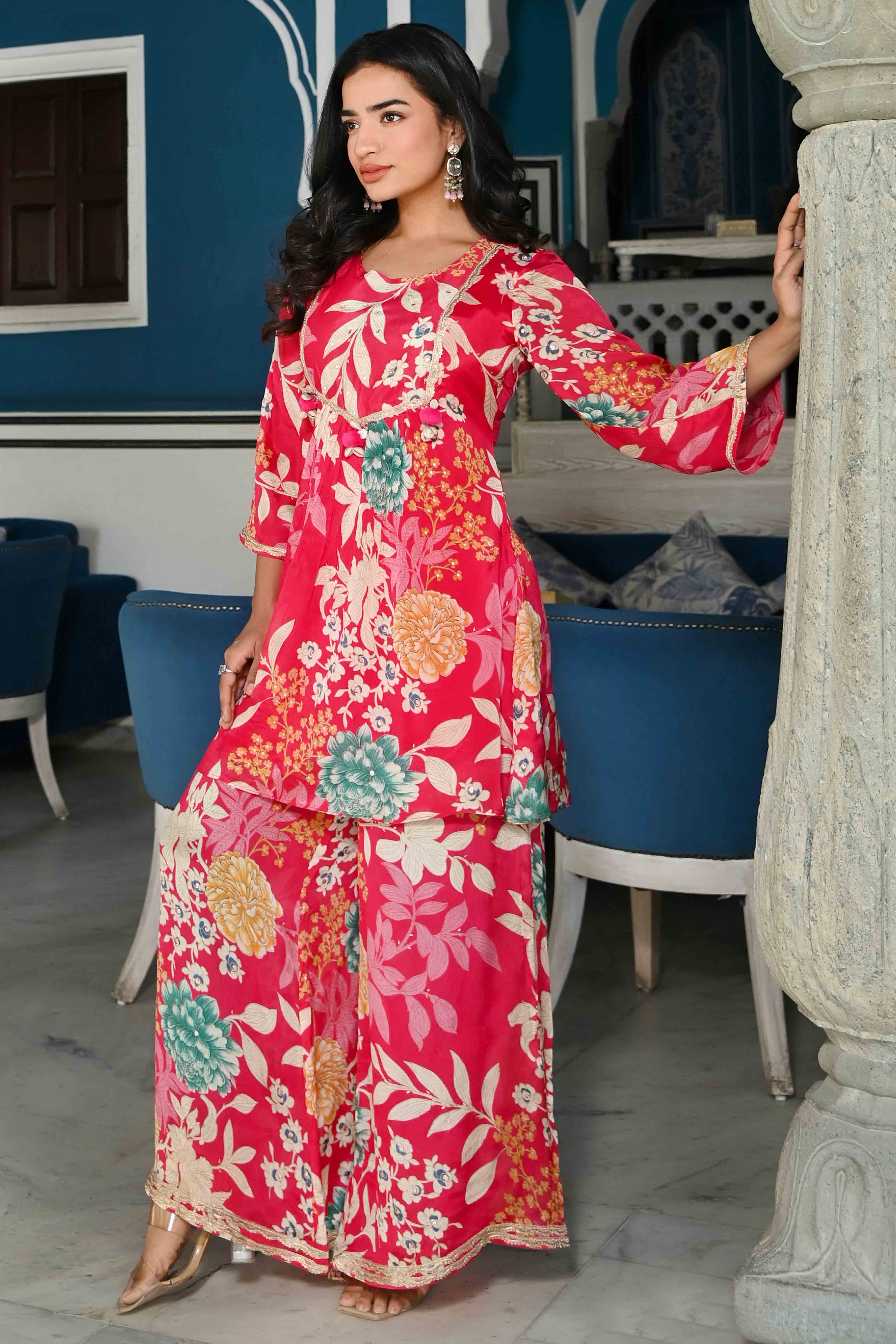 Pink Floral Printed Chinon Co-Ord Set With Shell Beads Work - Image 3