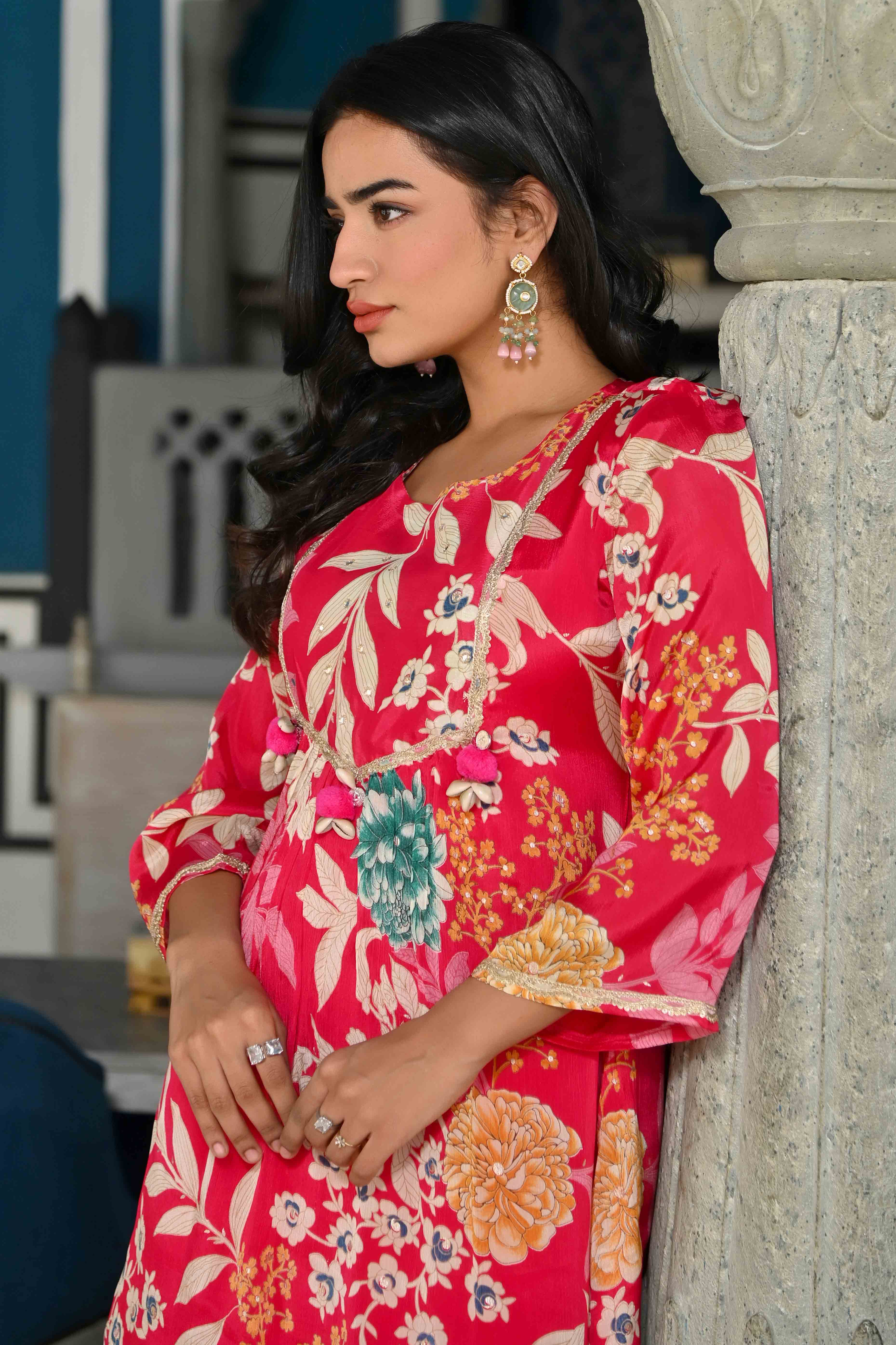 Pink Floral Printed Chinon Co-Ord Set With Shell Beads Work - Image 9
