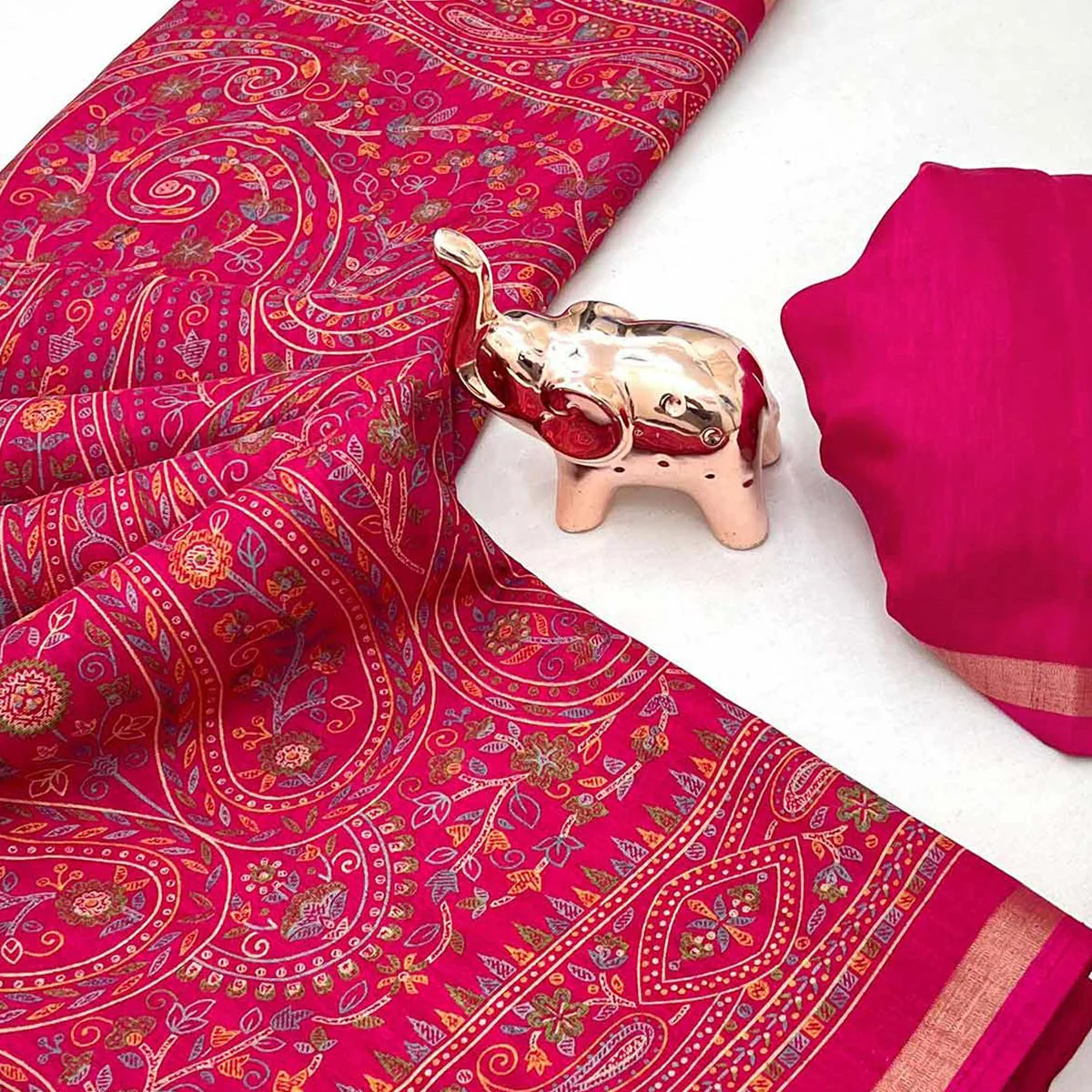 Pink Floral Printed Dola Kashmiri Dola Silk Saree Highlighted With Rich Golden Zari Border - Image 2