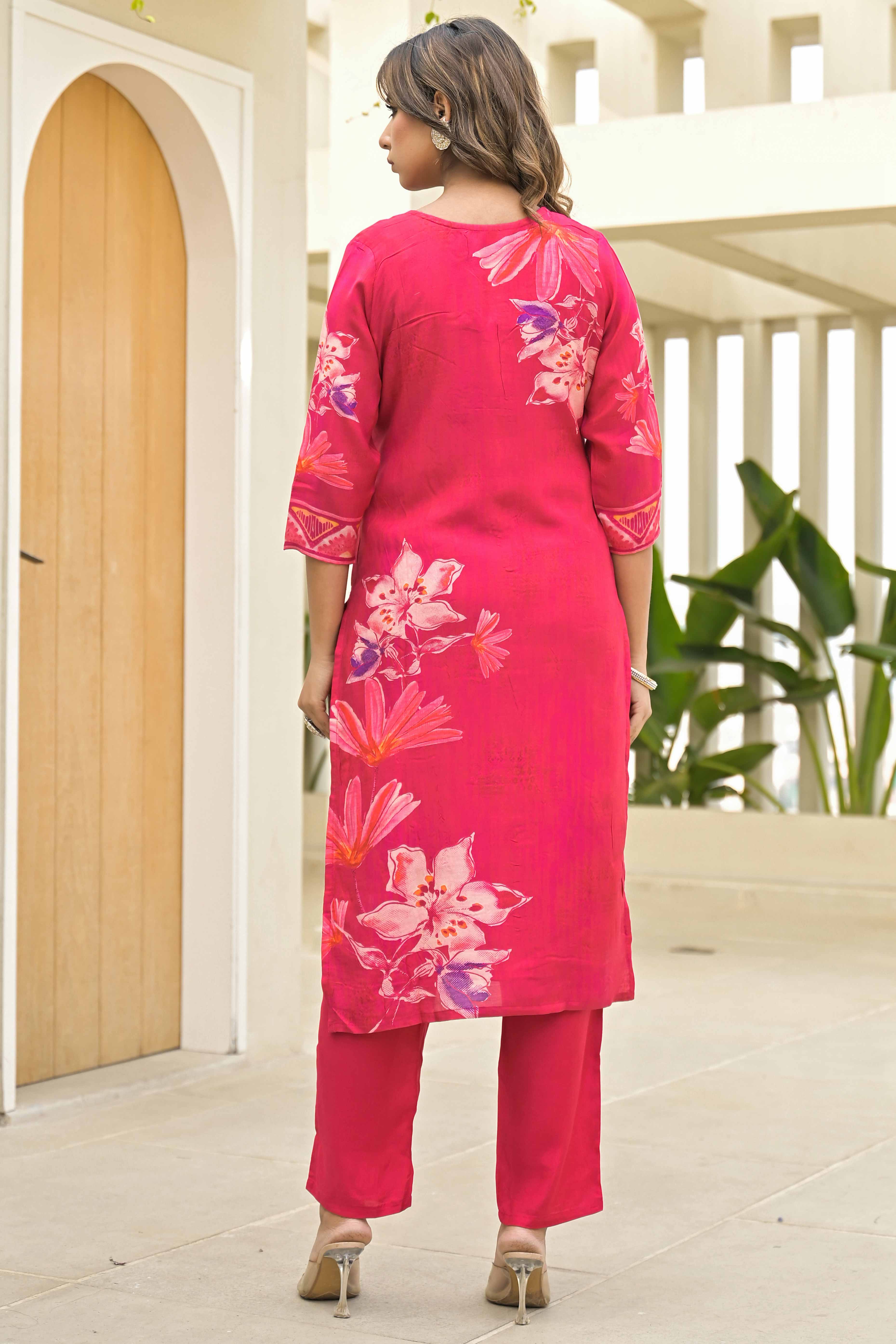 Pink Floral Printed Muslin Salwar Suit With Handwork - Image 8