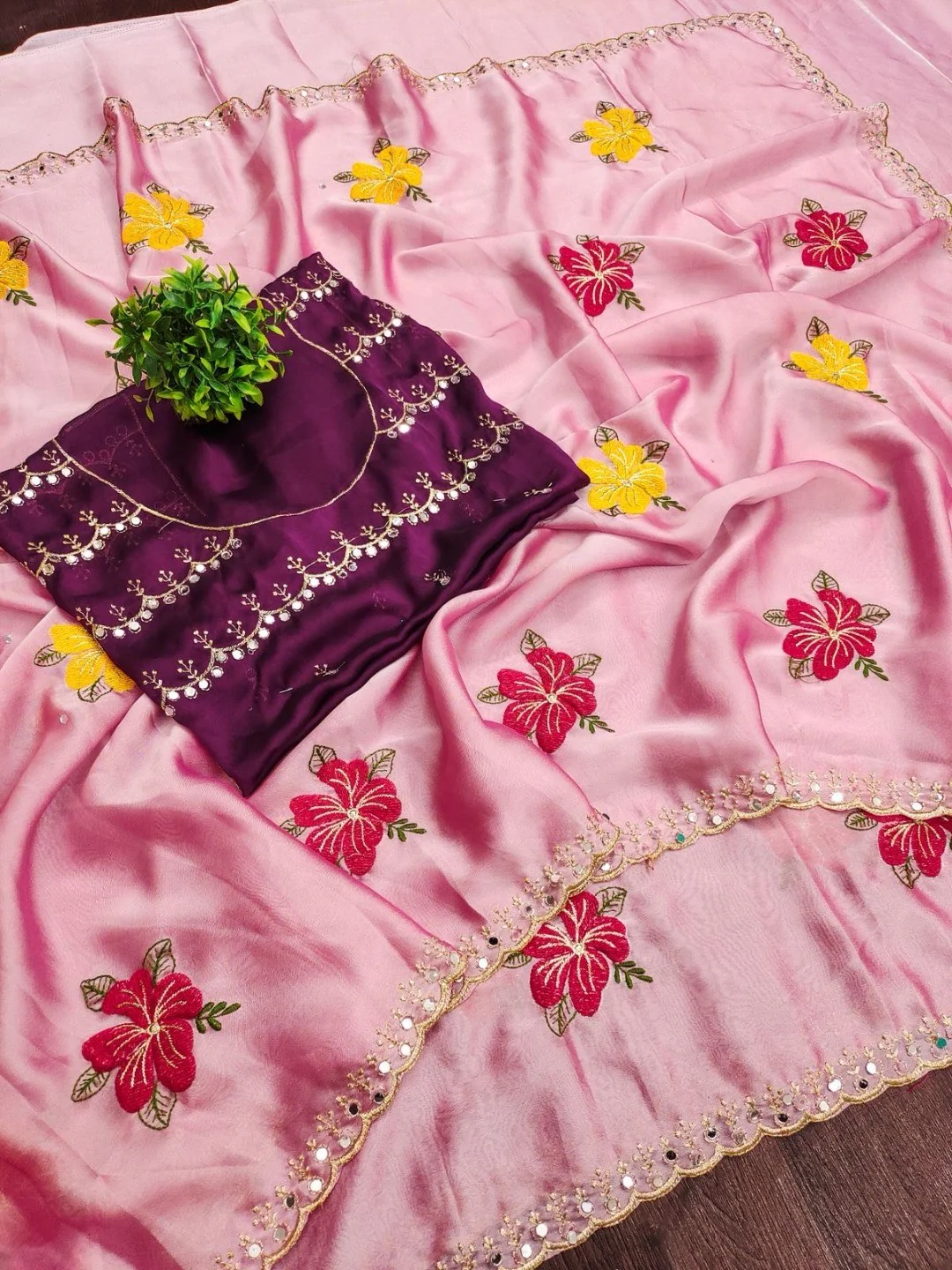 Pink Floral Thread Work Saree Viscose Beautiful Mirror Border Festive Glamour - Image 2