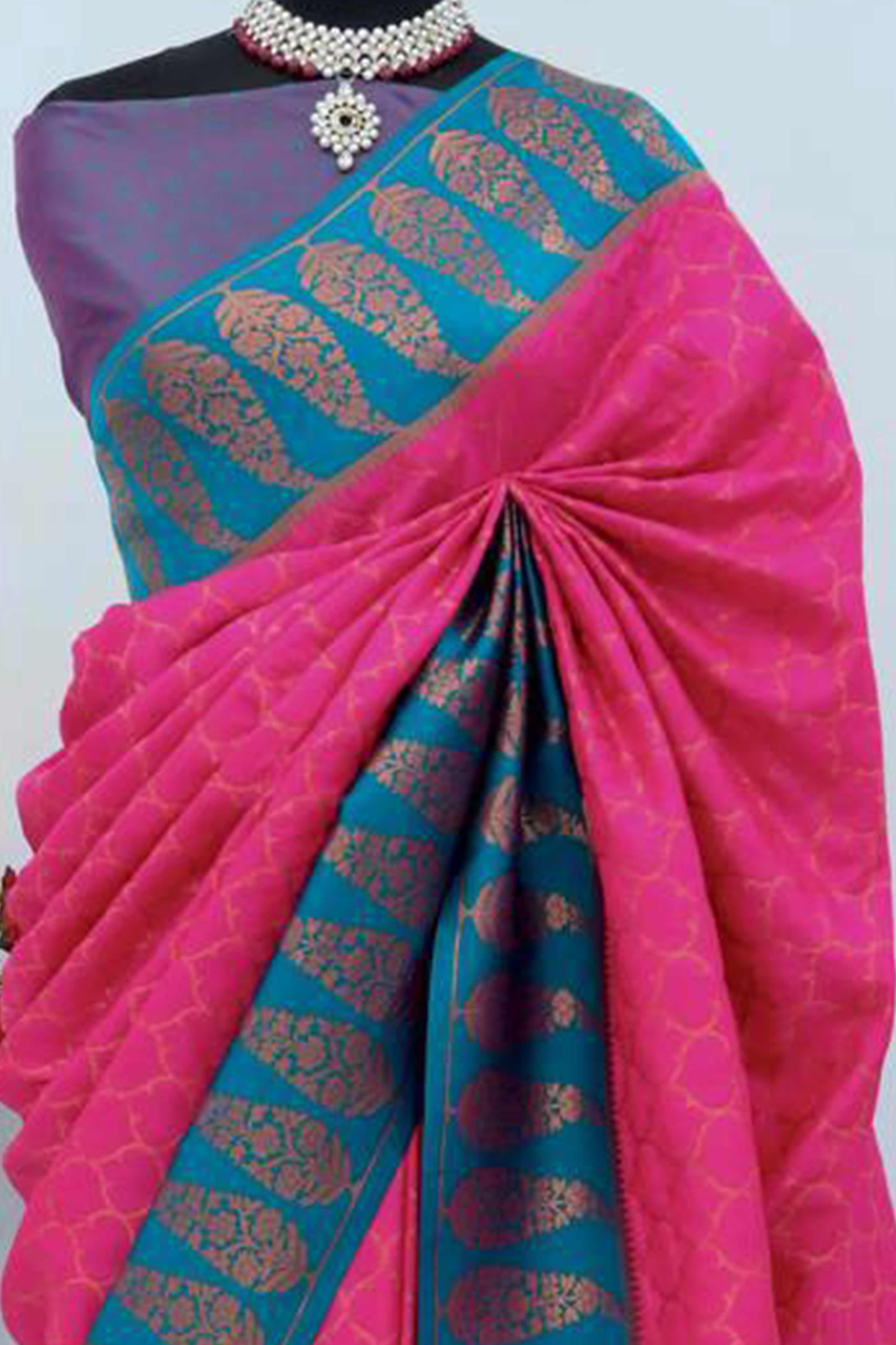 Pink Floral Woven Kanjivaram Silk Saree - Image 2