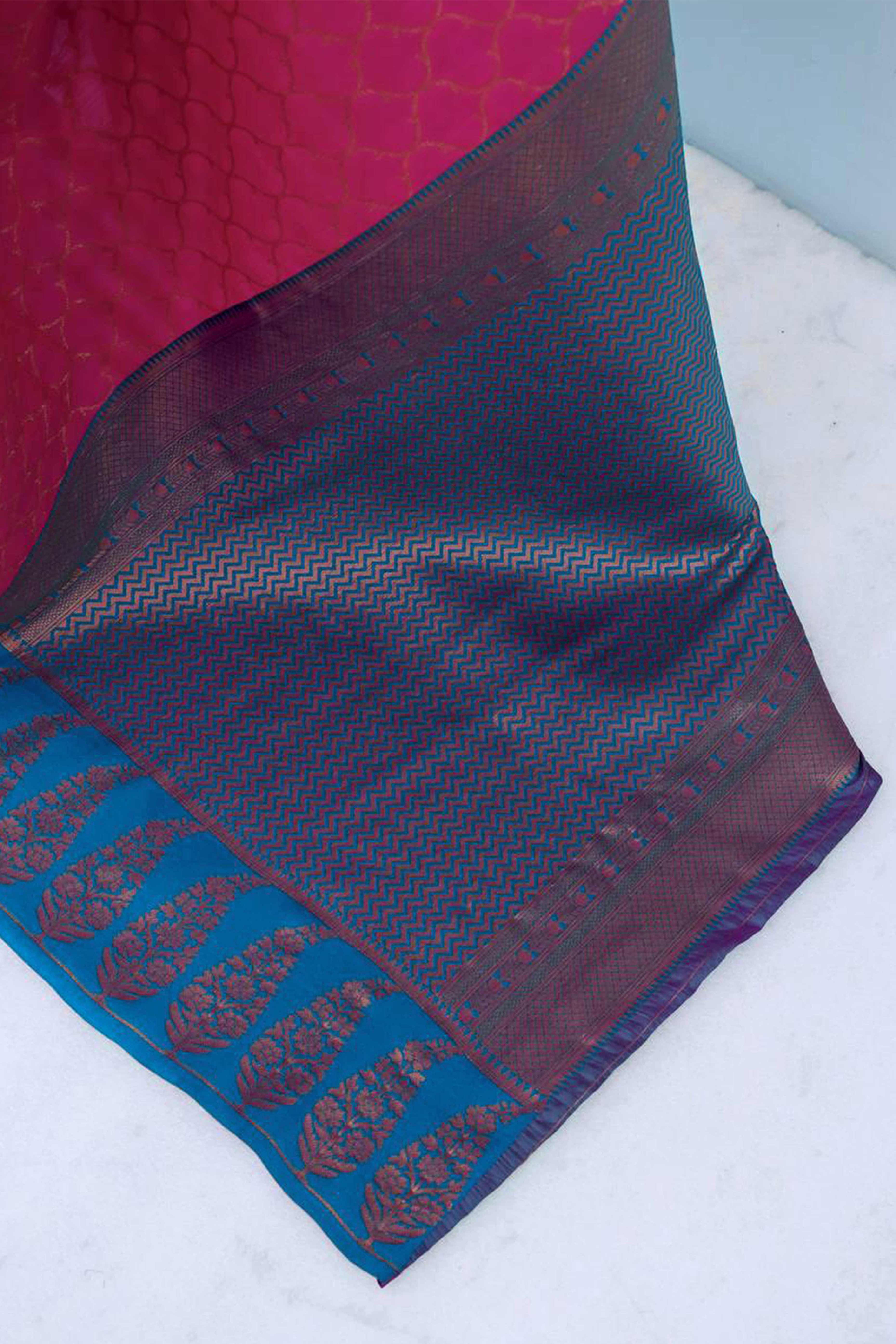 Pink Floral Woven Kanjivaram Silk Saree - Image 4
