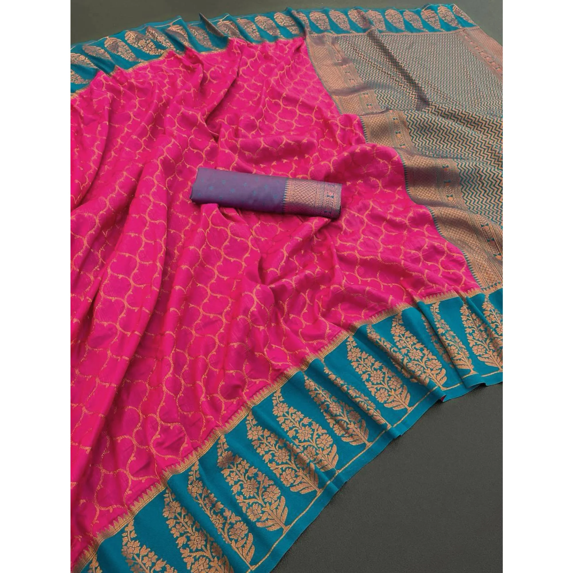 Pink Floral Woven Kanjivaram Silk Saree - Image 5