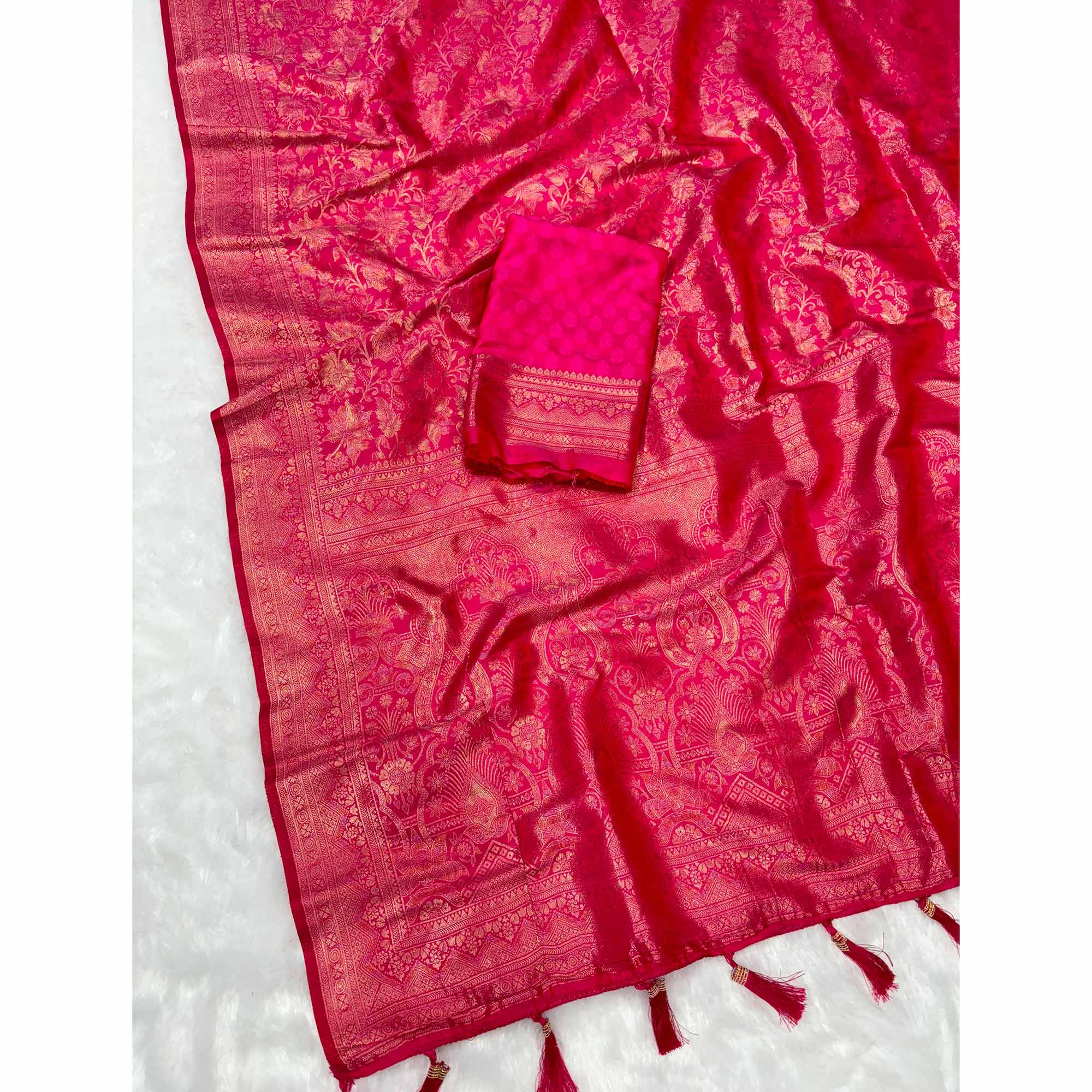 Pink Floral Woven Saree in Premium Pure Silk - Image 3