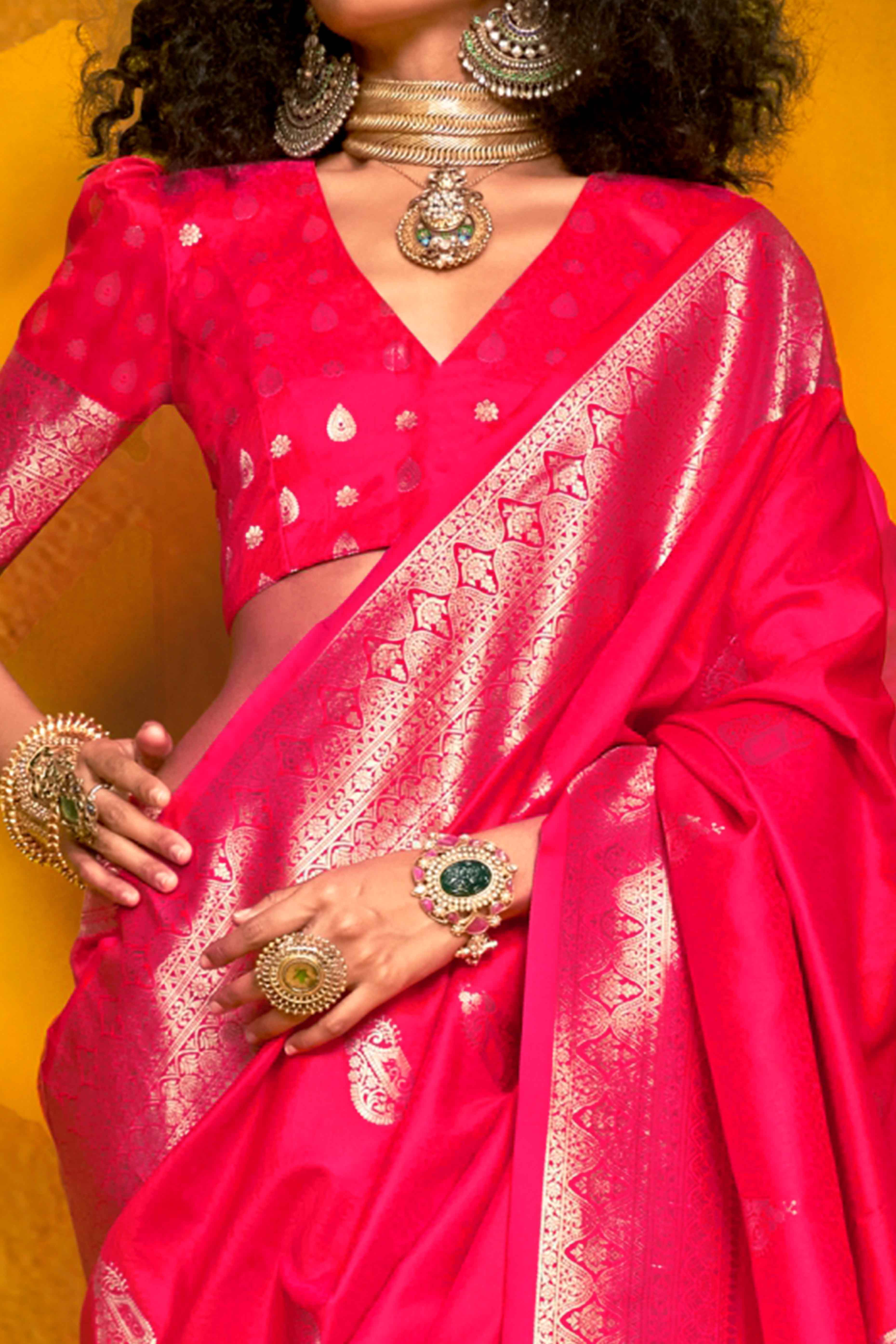 Pink Floral Zari Weaving Banarasi Silk Saree - Image 2