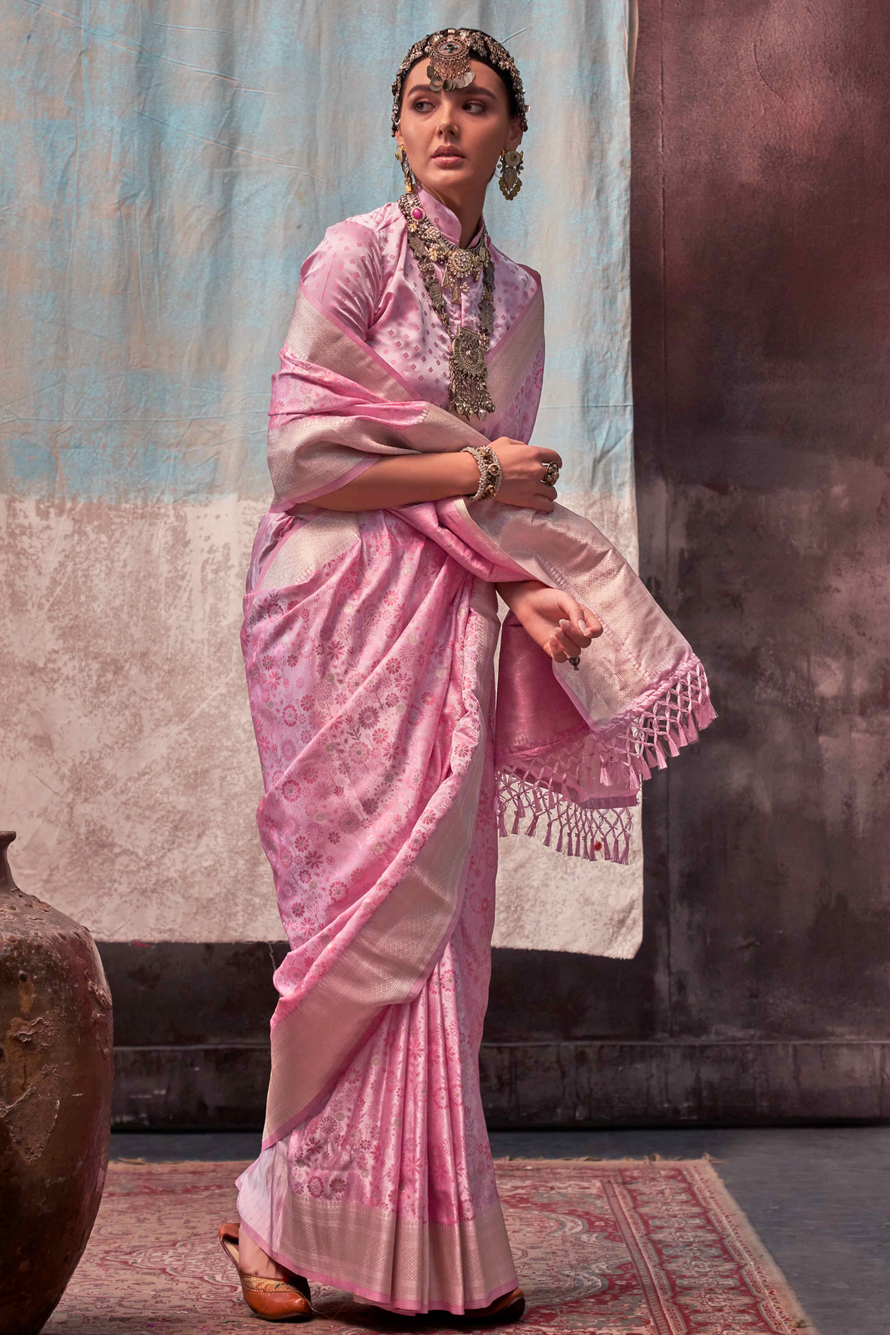 Pink Handloom Woven Pure Satin Saree - Image 3