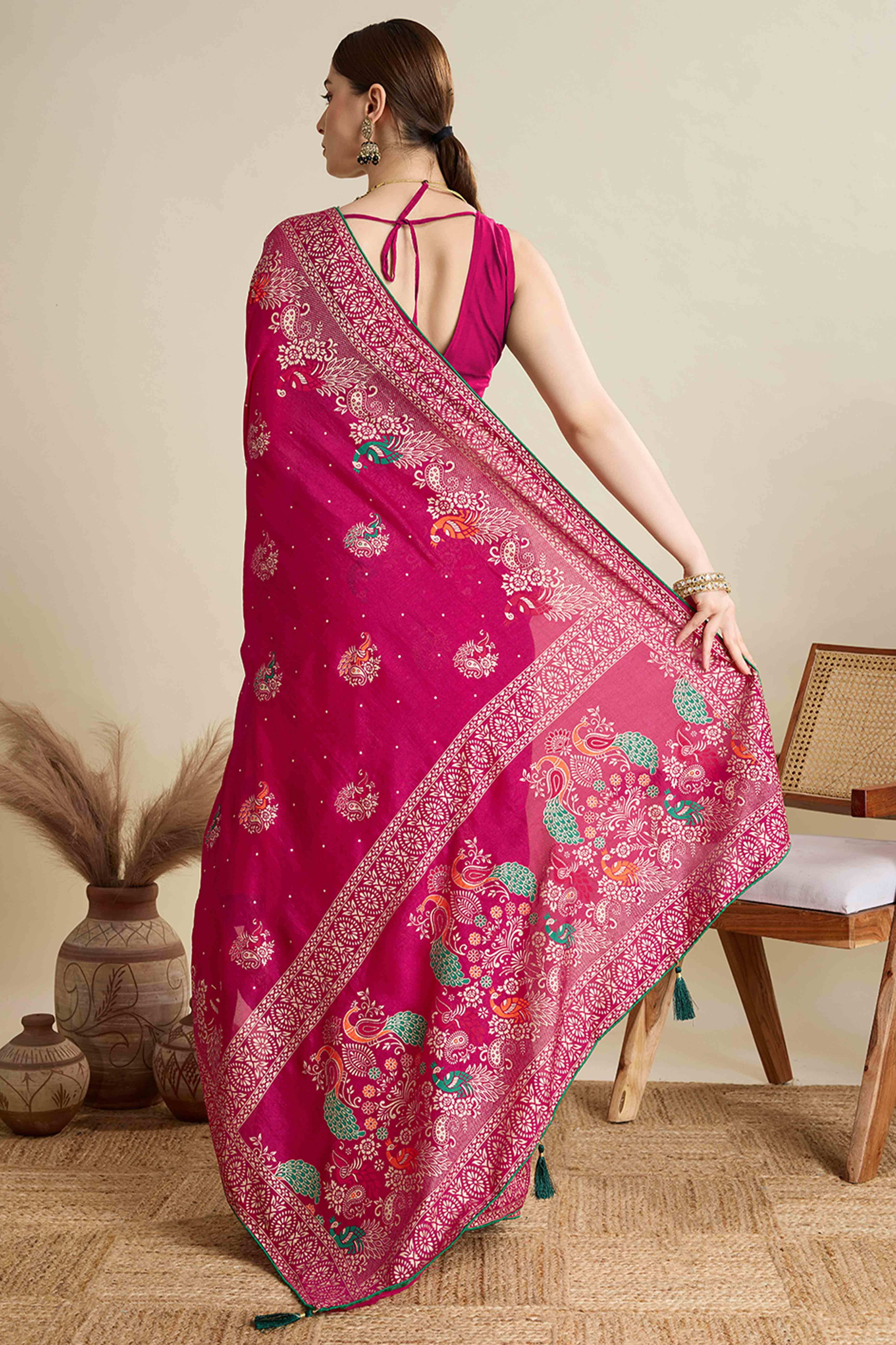 Pink Lightweight Cotton Silk Saree with Delicate Paisley Prints - Image 5