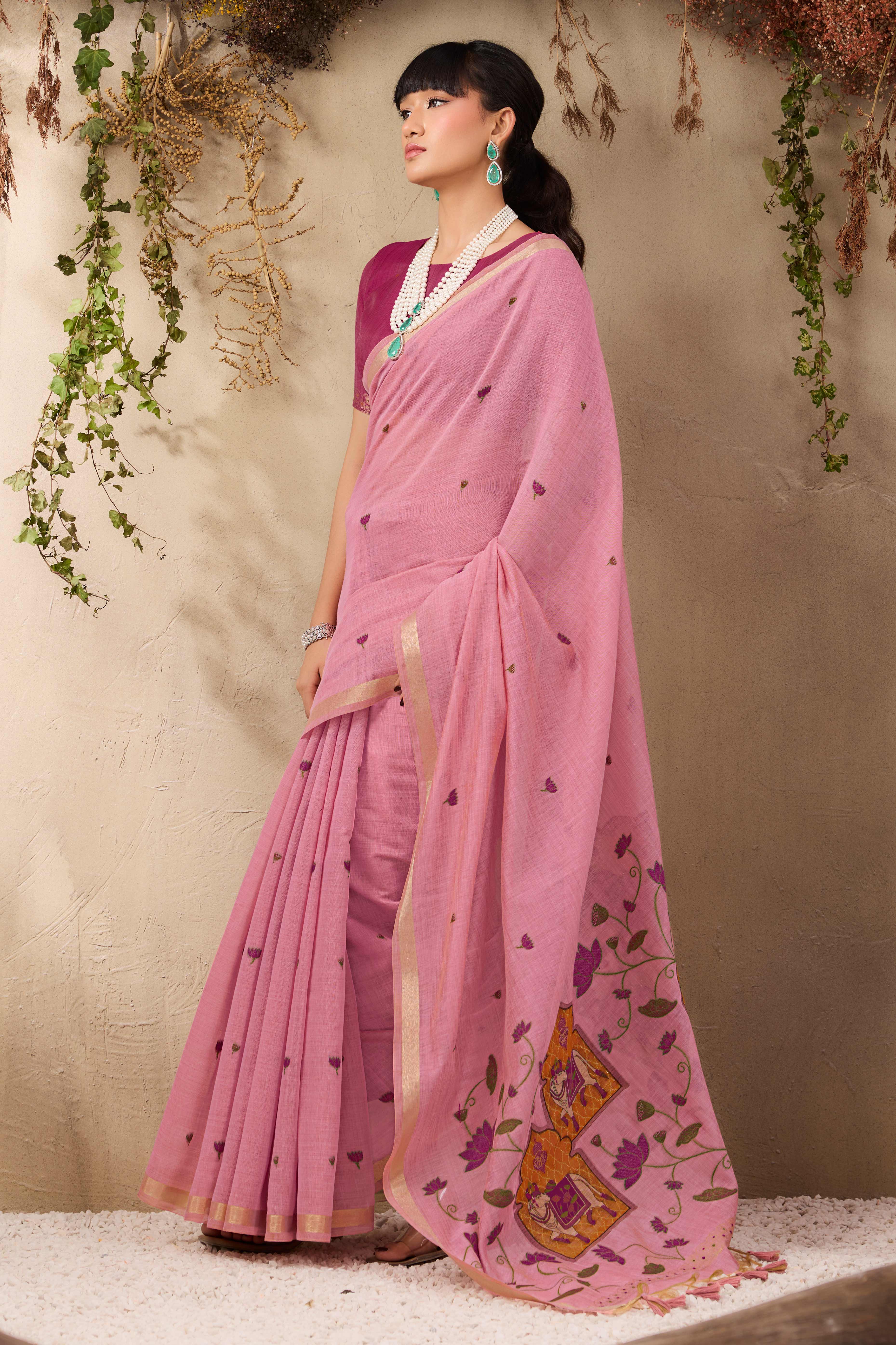Pink Lightweight Handloom Munga Cotton Blend Saree Accented with Floral Woven Motifs - Image 4