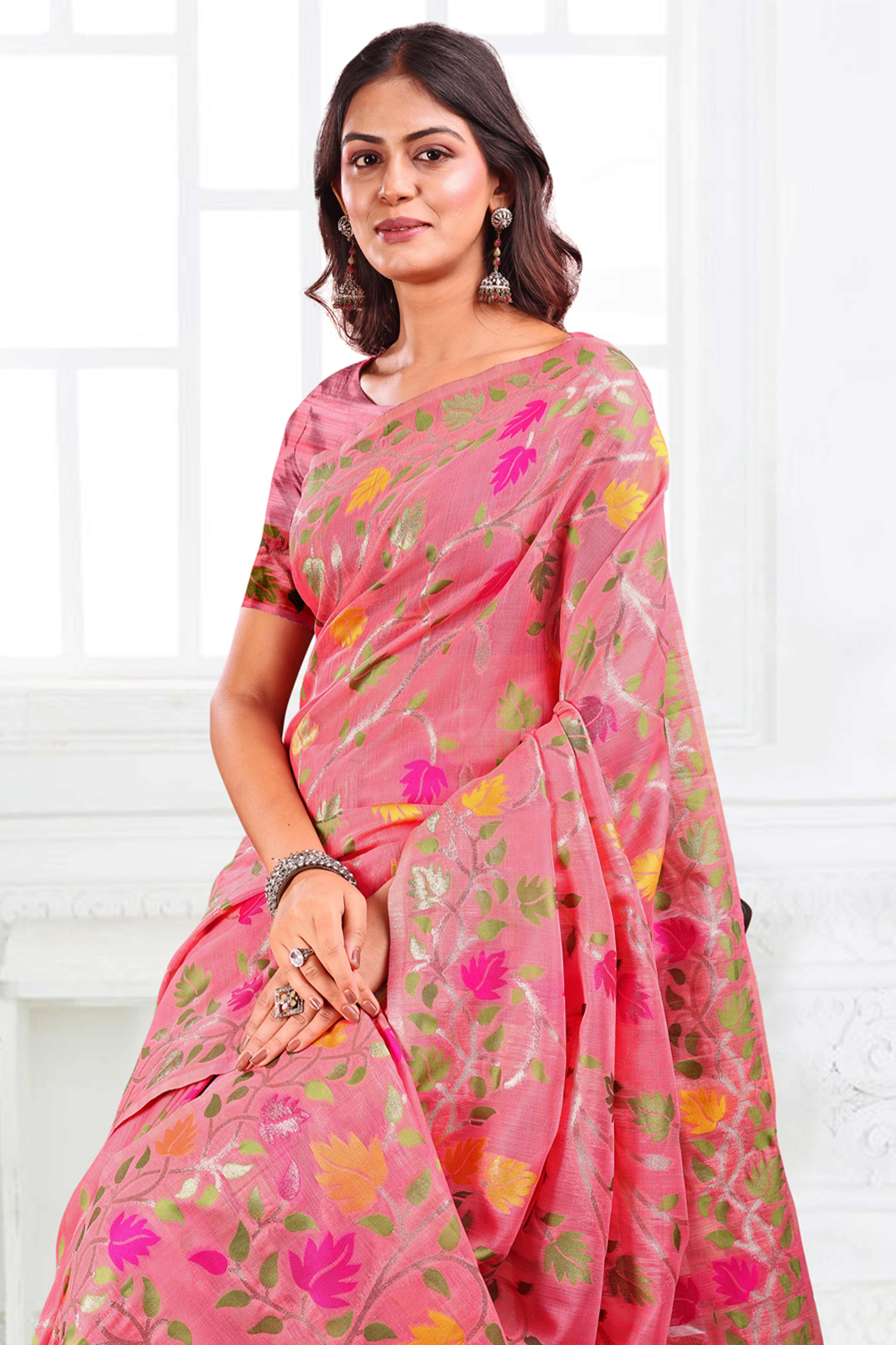 Pink Linen Cotton Silk  Saree Enhanced With Floral Zari Weaving & Tasselled Pallu Finish - Image 6