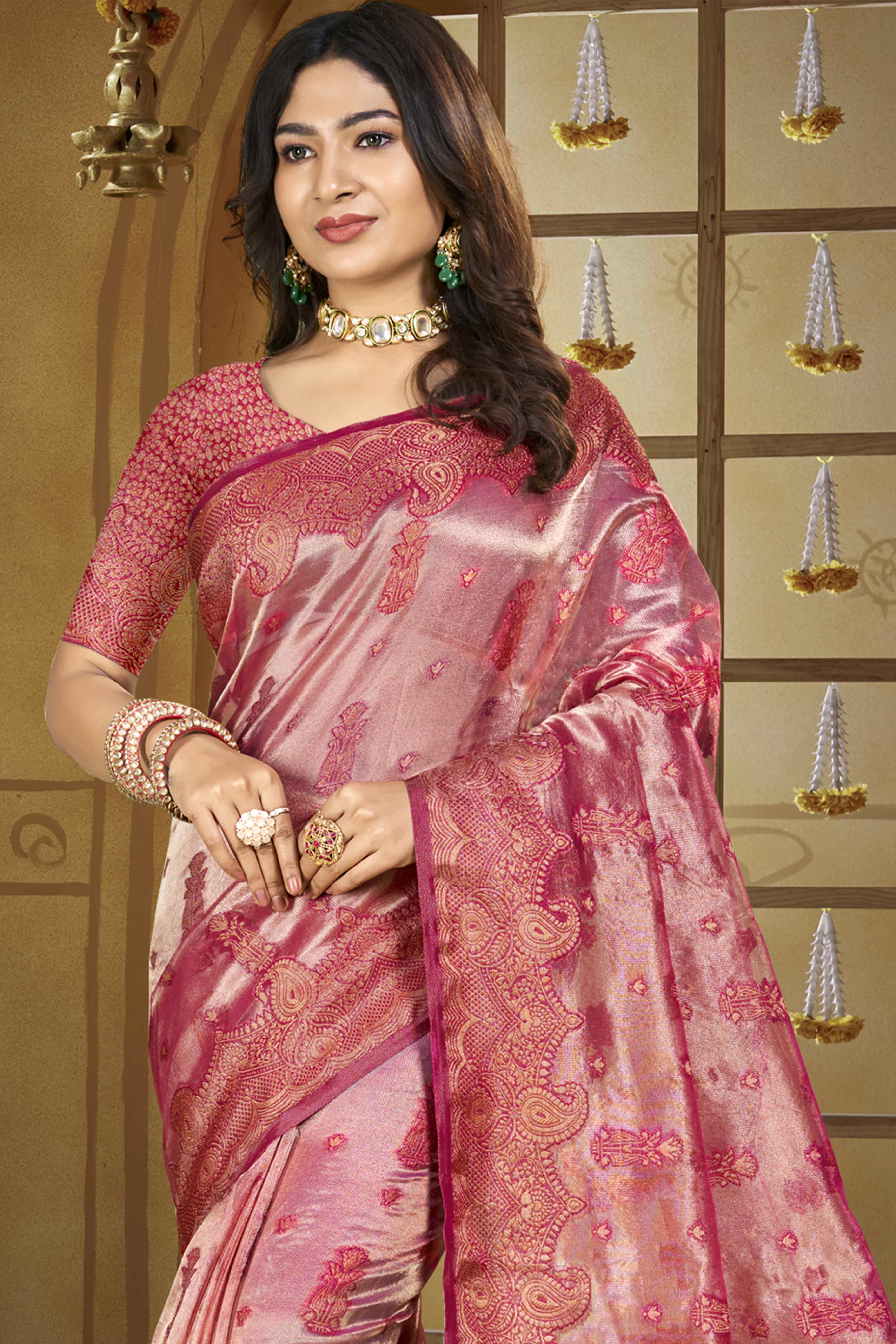 Pink Paisley Pattern Woven Organza Silk Saree - Image 3