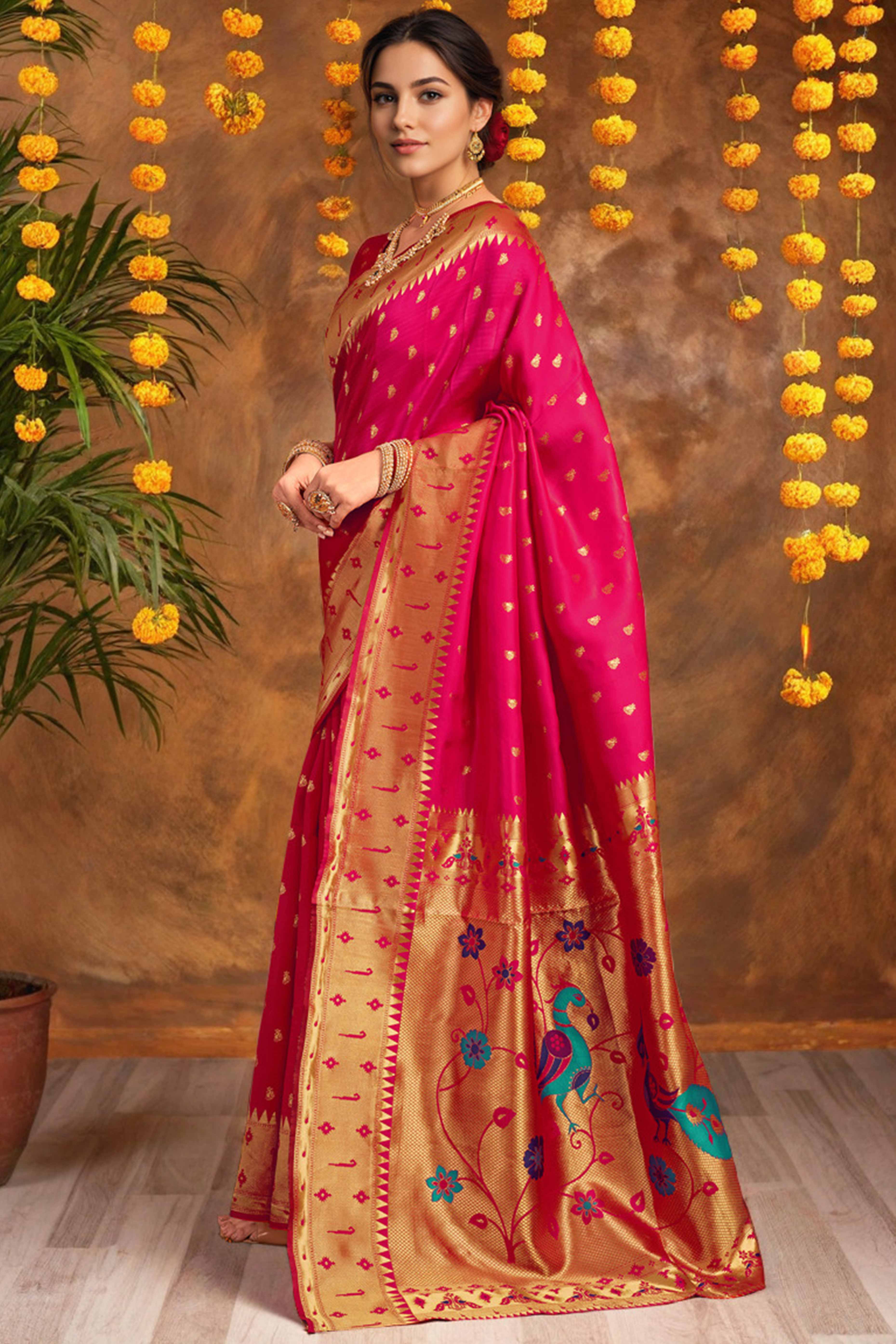 Pink Paithani Saree In Silk Blend Highlighted With Zari Woven Peacock & Floral Motifs - Image 5