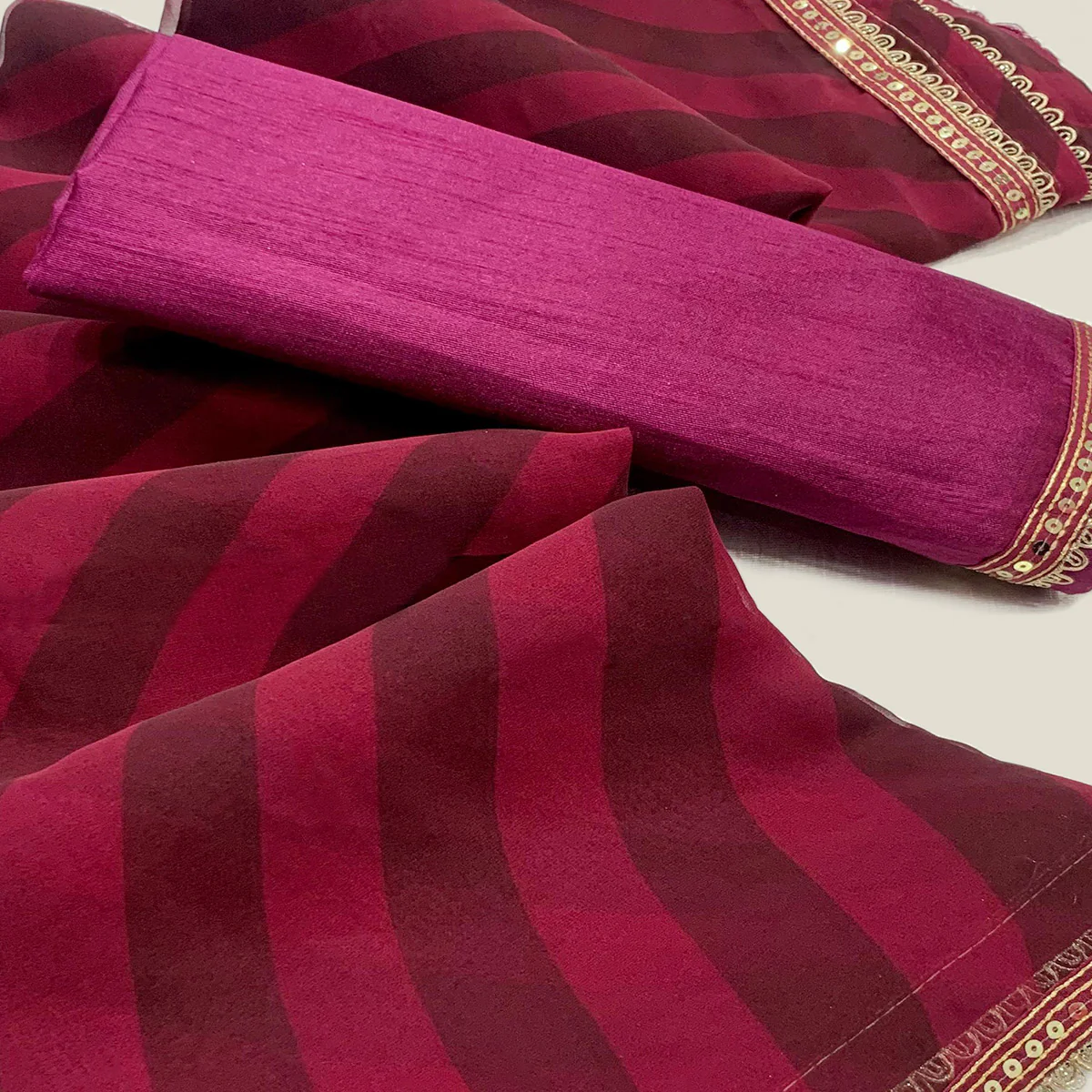 Pink Printed Georgette Saree With Lace Border - Image 2
