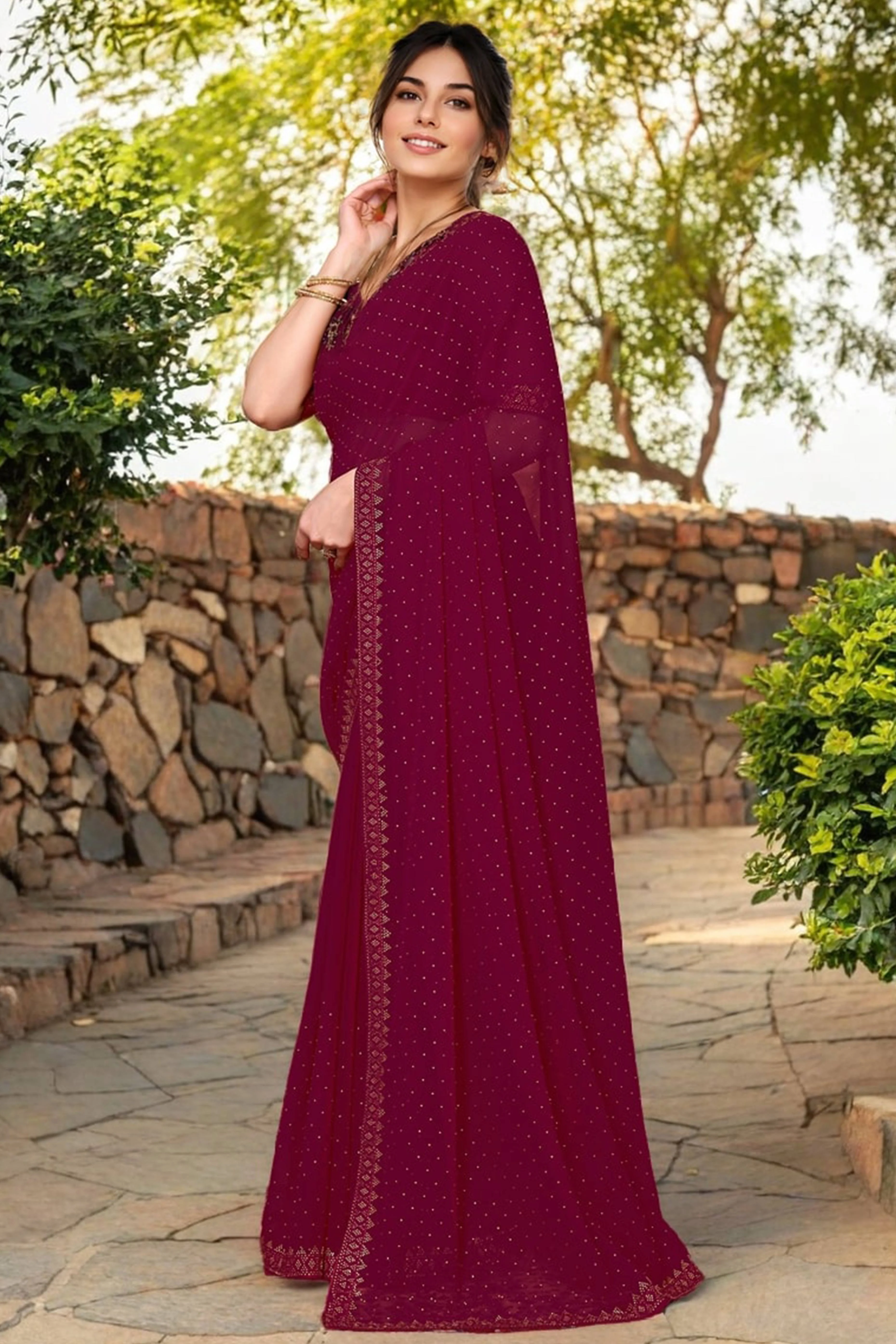 Pink Rangoli Dola Silk Saree Embellished With Diamond Work And Elegant Border - Image 4