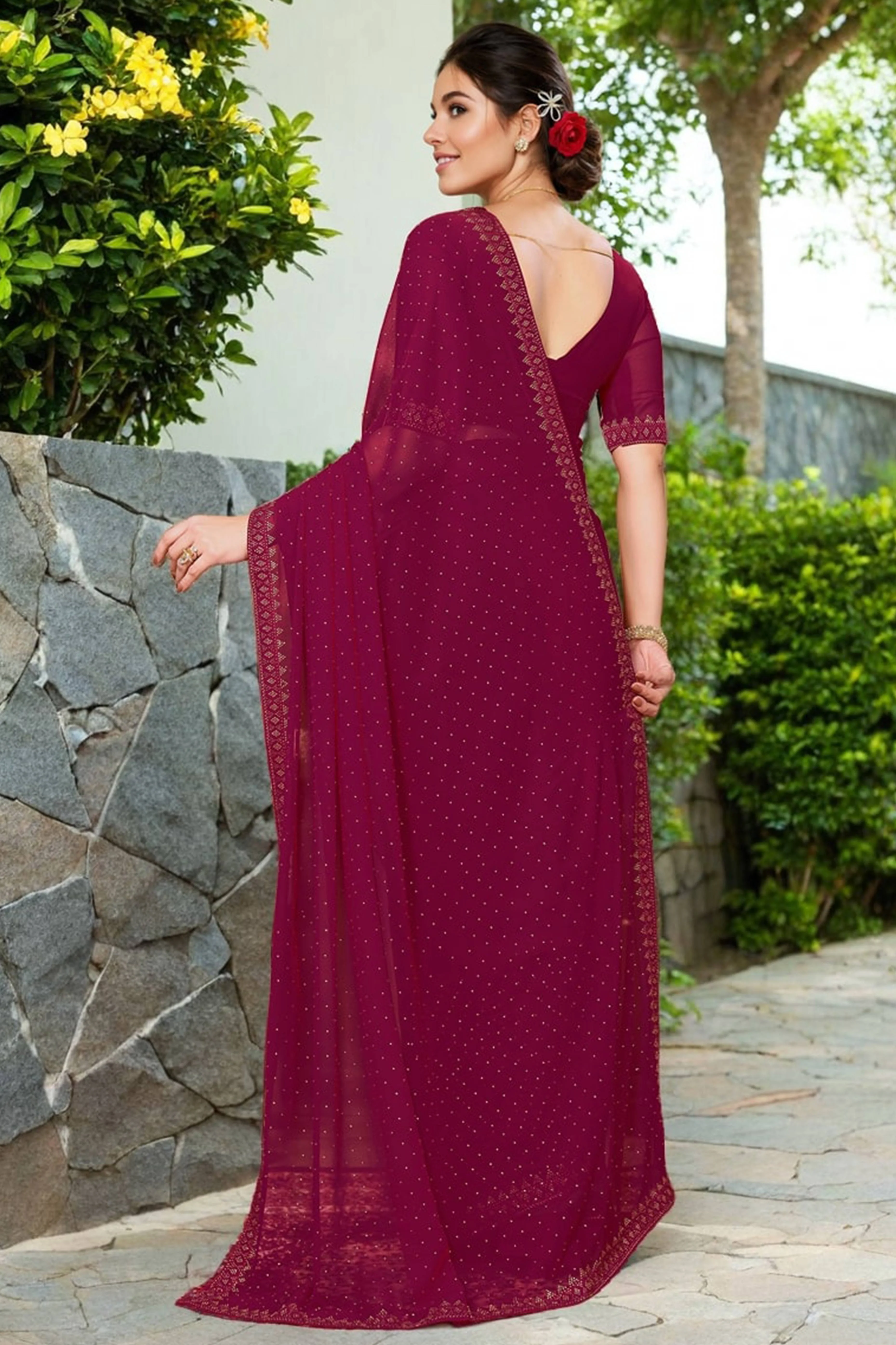 Pink Rangoli Dola Silk Saree Embellished With Diamond Work And Elegant Border - Image 5