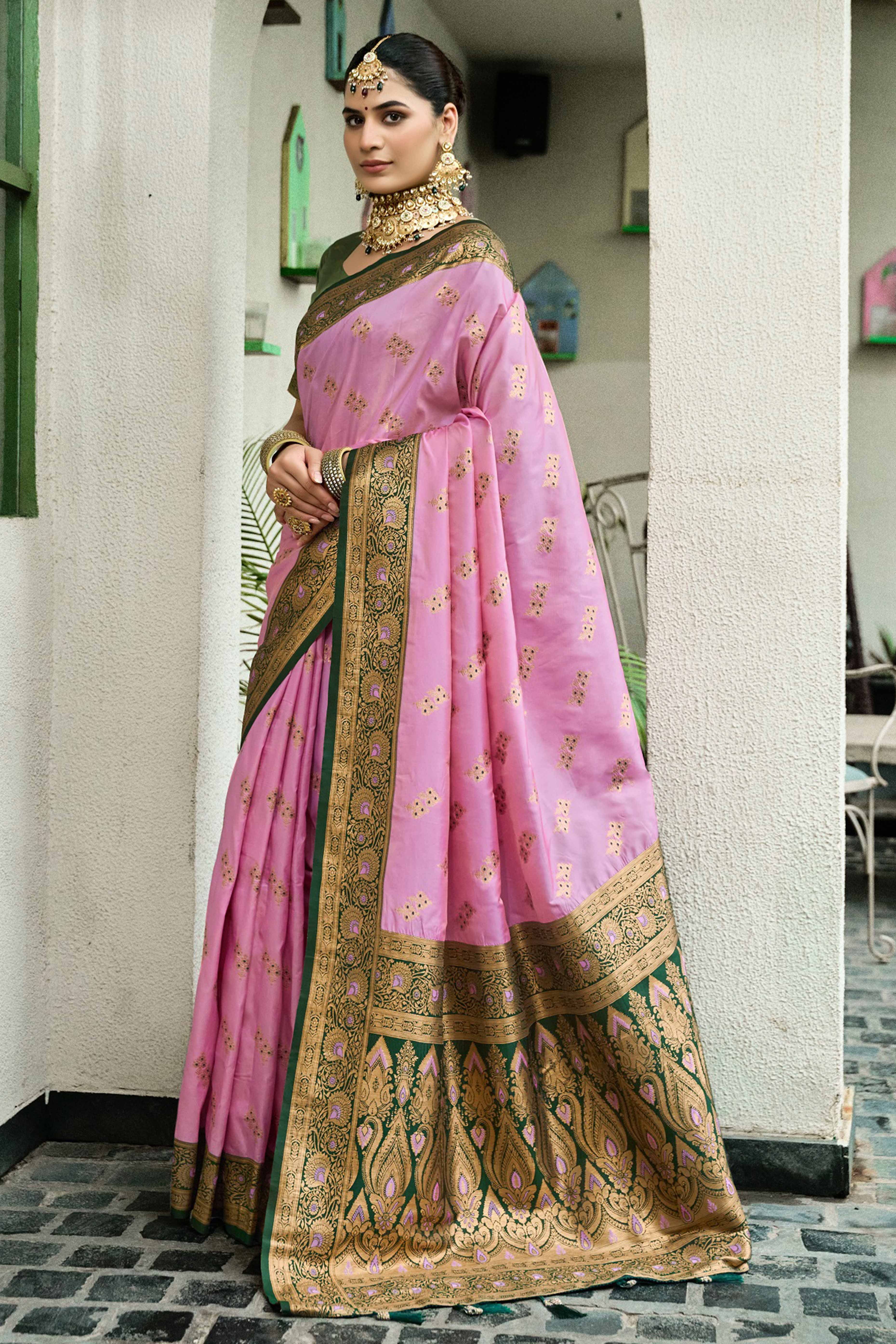 Pink Silk Blend Saree Featuring Intricate Floral Zari Work - Image 4
