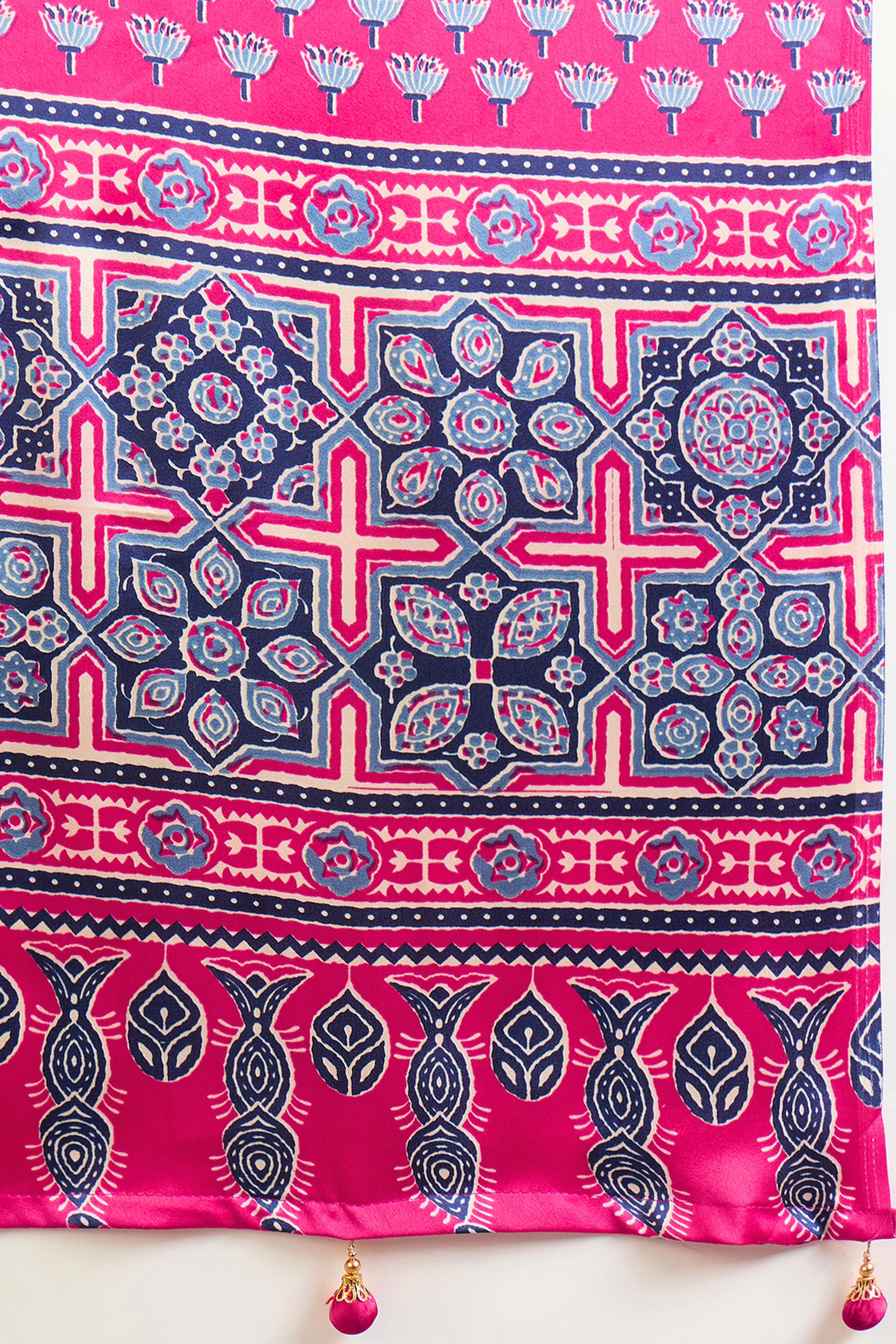 Pink Solid Modal Satin Saree Highlighted with Classic Ajrakh Pallu Design - Image 9