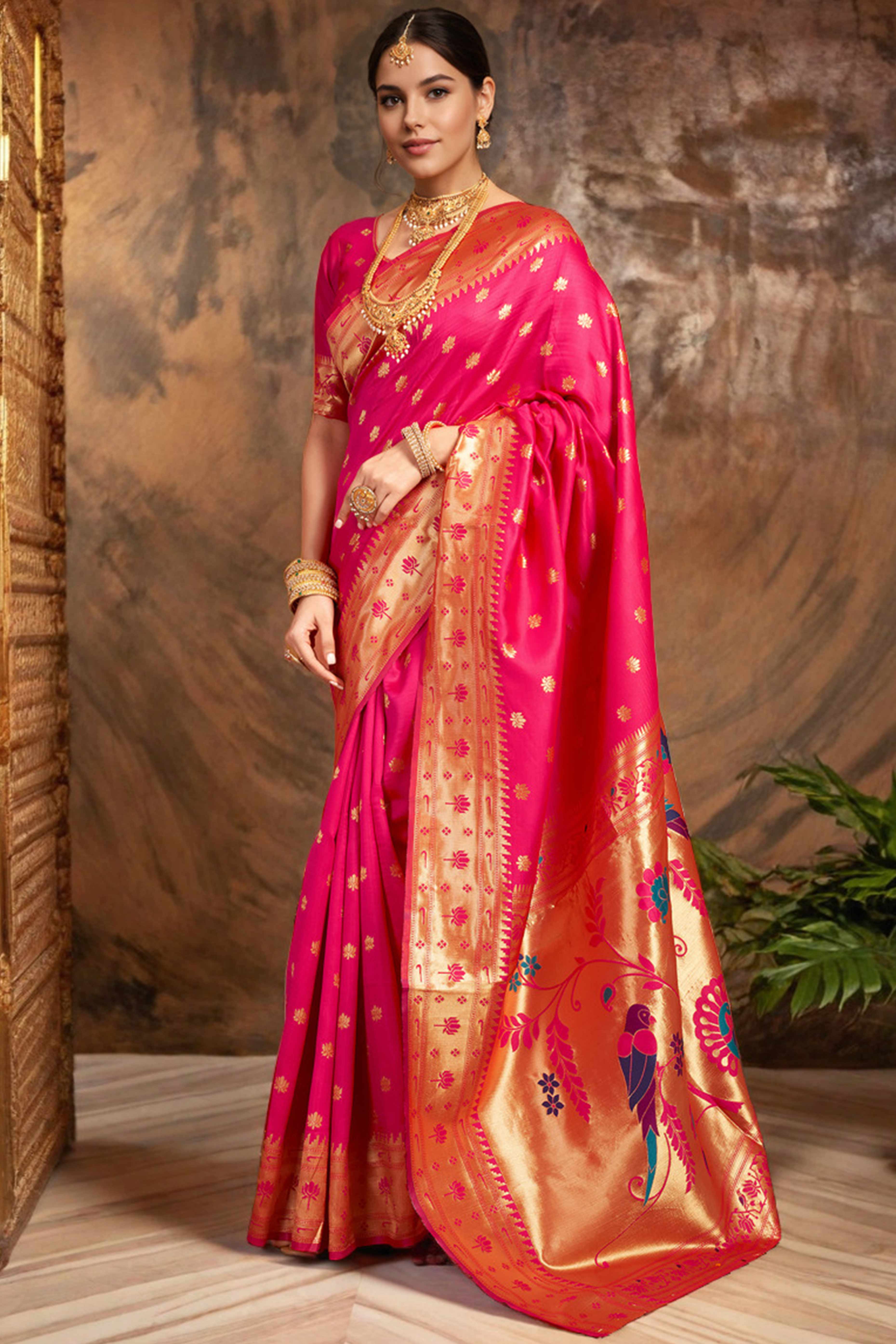 Pink Weaving Silk Blend Paithani Saree With Floral & Parrot Motif Pallu - Image 3