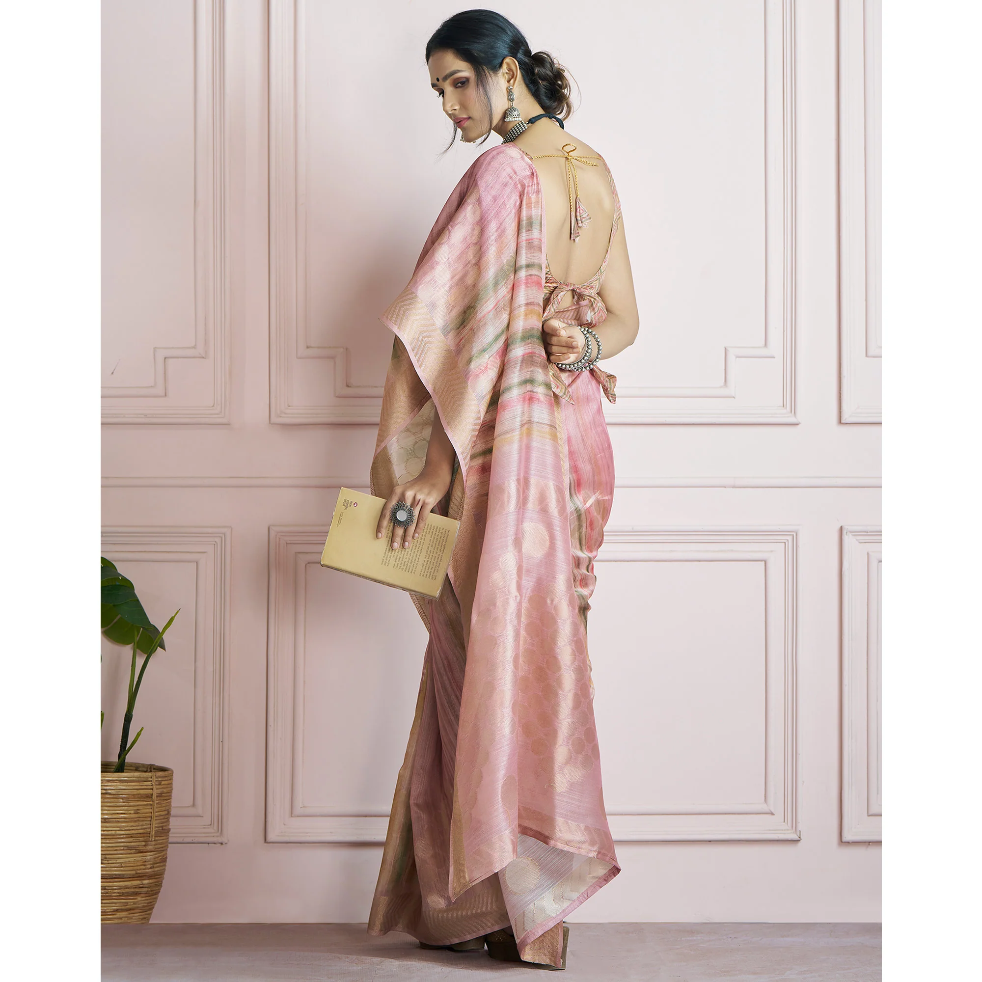 Pink Woven Cotton Silk Saree - Image 5