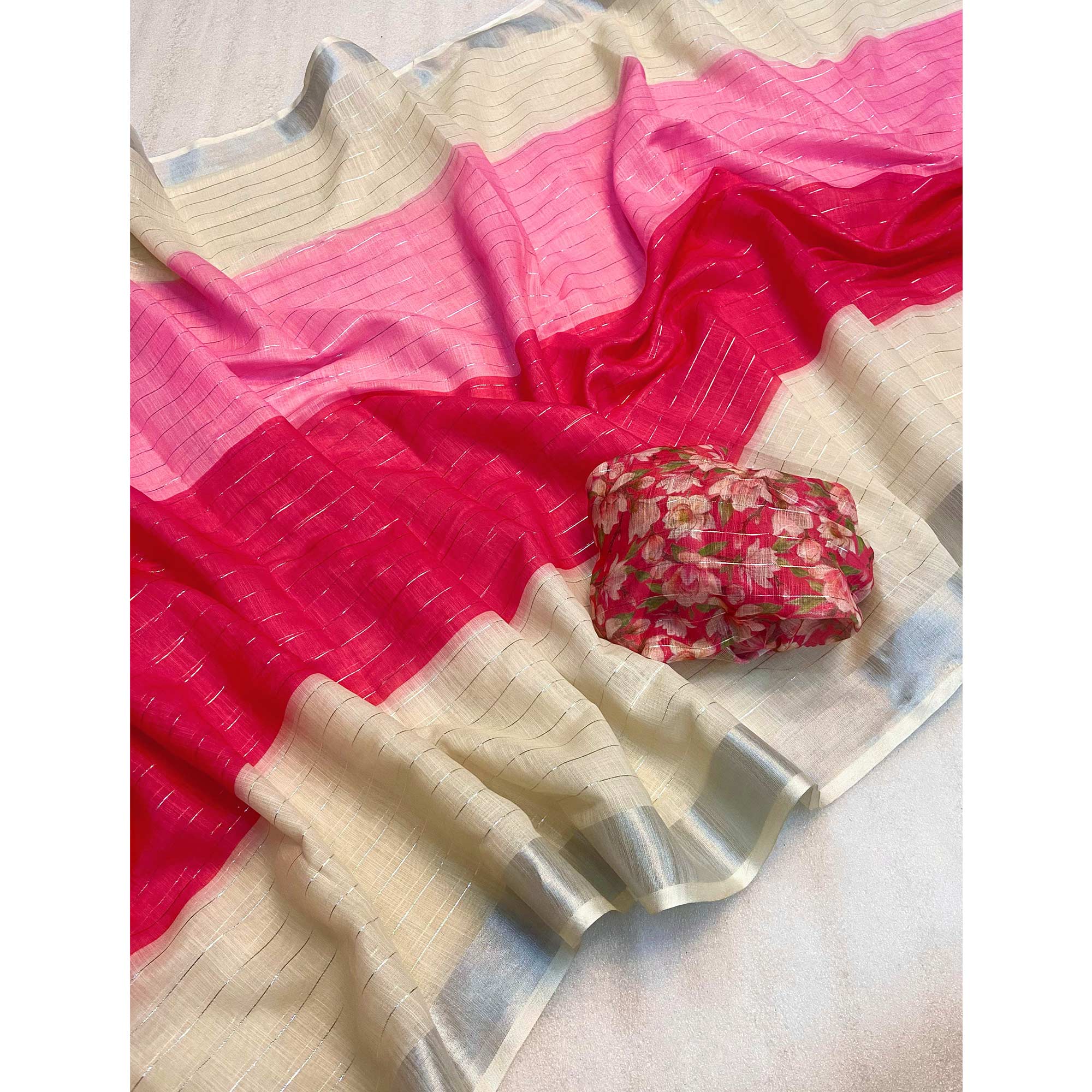 Pink Zari Weaving Linen Saree - Image 3
