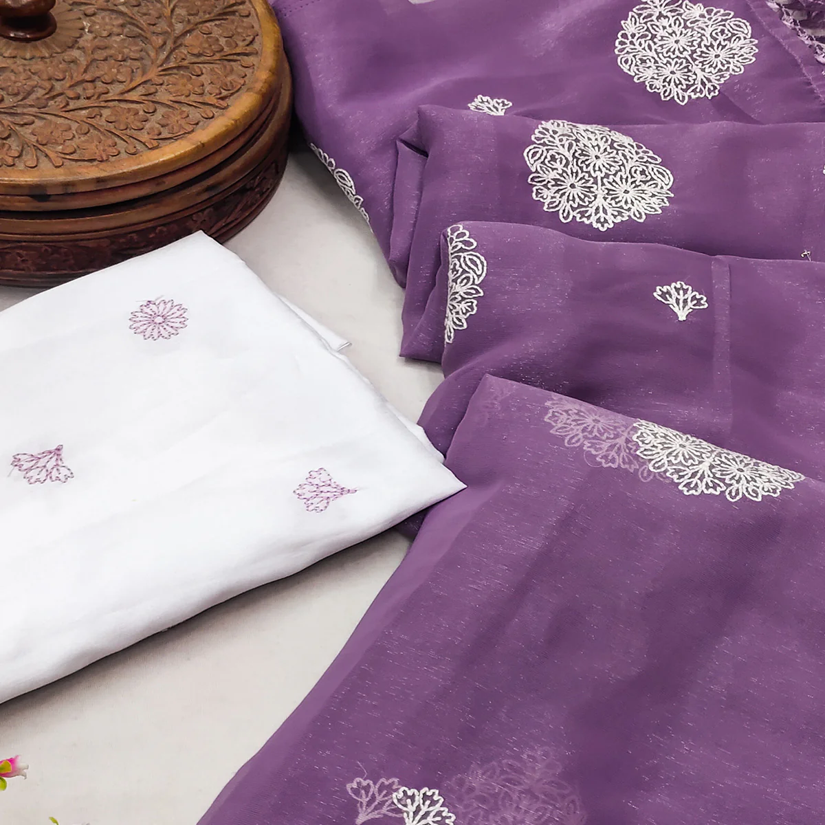 Purple Embroidered Chiffon Saree With Elegant Tassel Borders - Image 2