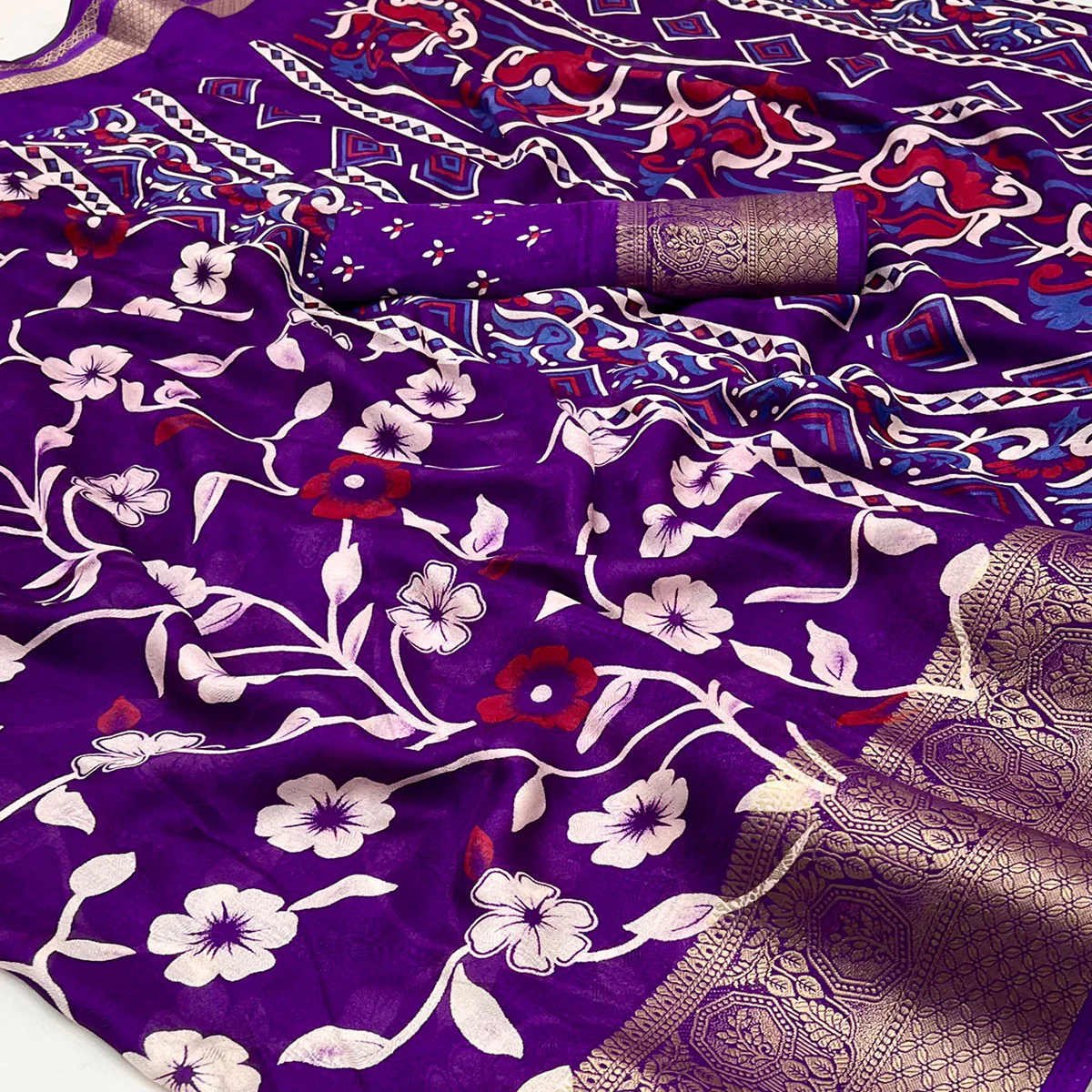 Purple Floral Printed Georgette Saree With Woven Border - Image 2