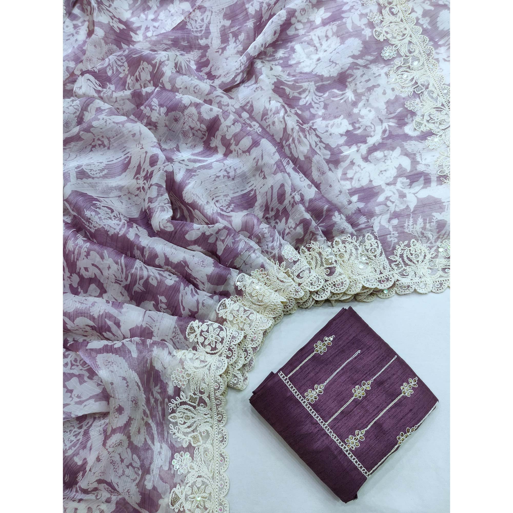 Purple Floral Printed Jimmy Choo Tissue Saree With Sequins Embroidered Border - Image 3