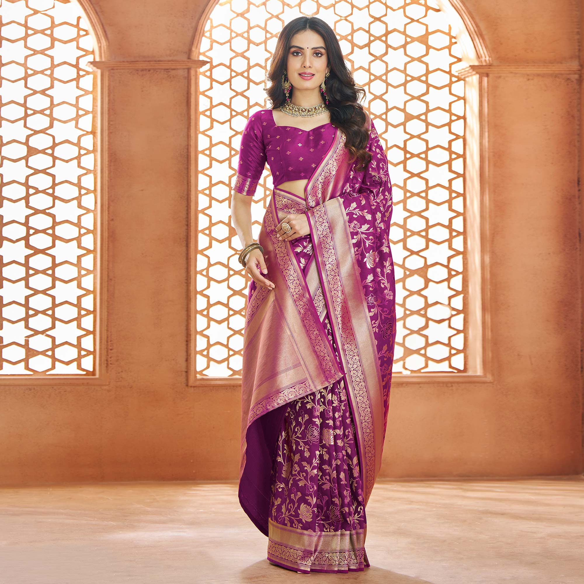 Purple Floral Woven Pure Banarasi Silk Saree - Image 4