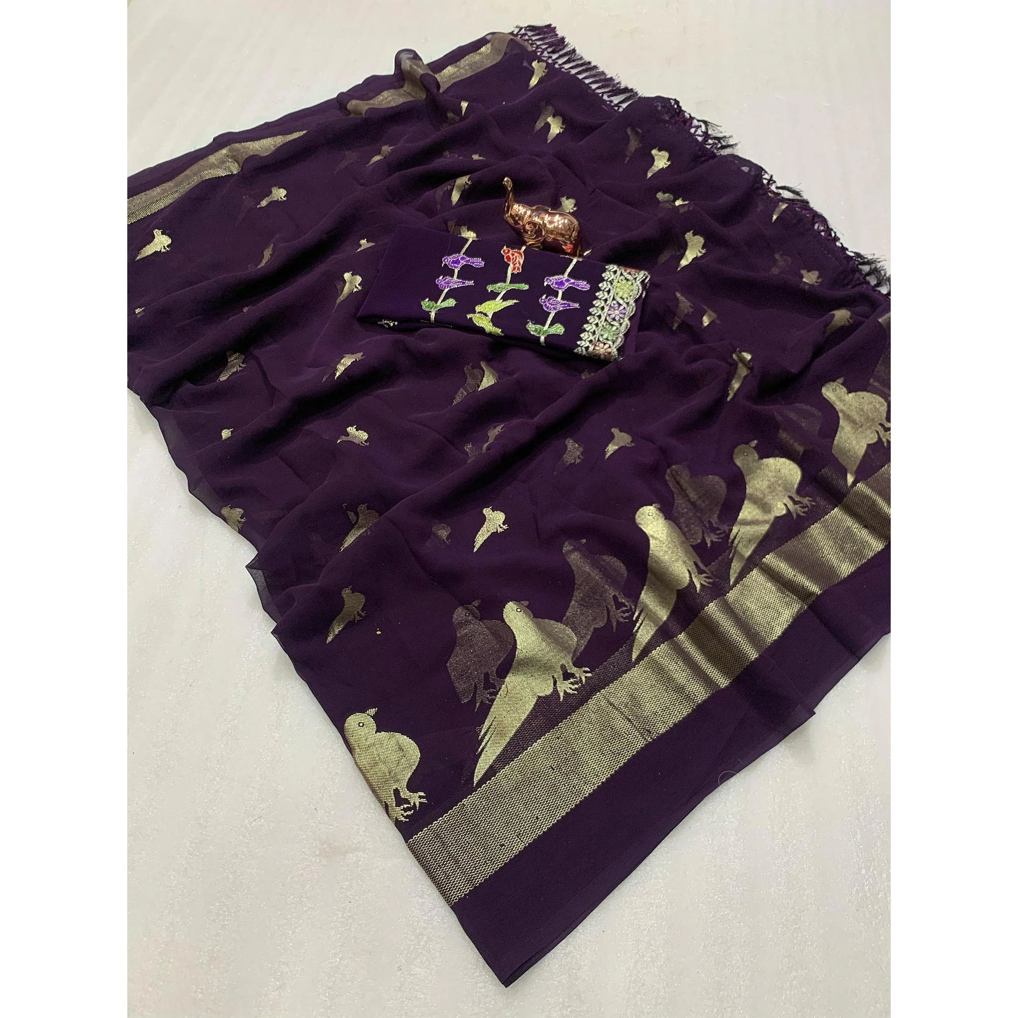 Purple Georgette Saree Adorned With Elegant Bird Embroidery - Image 3