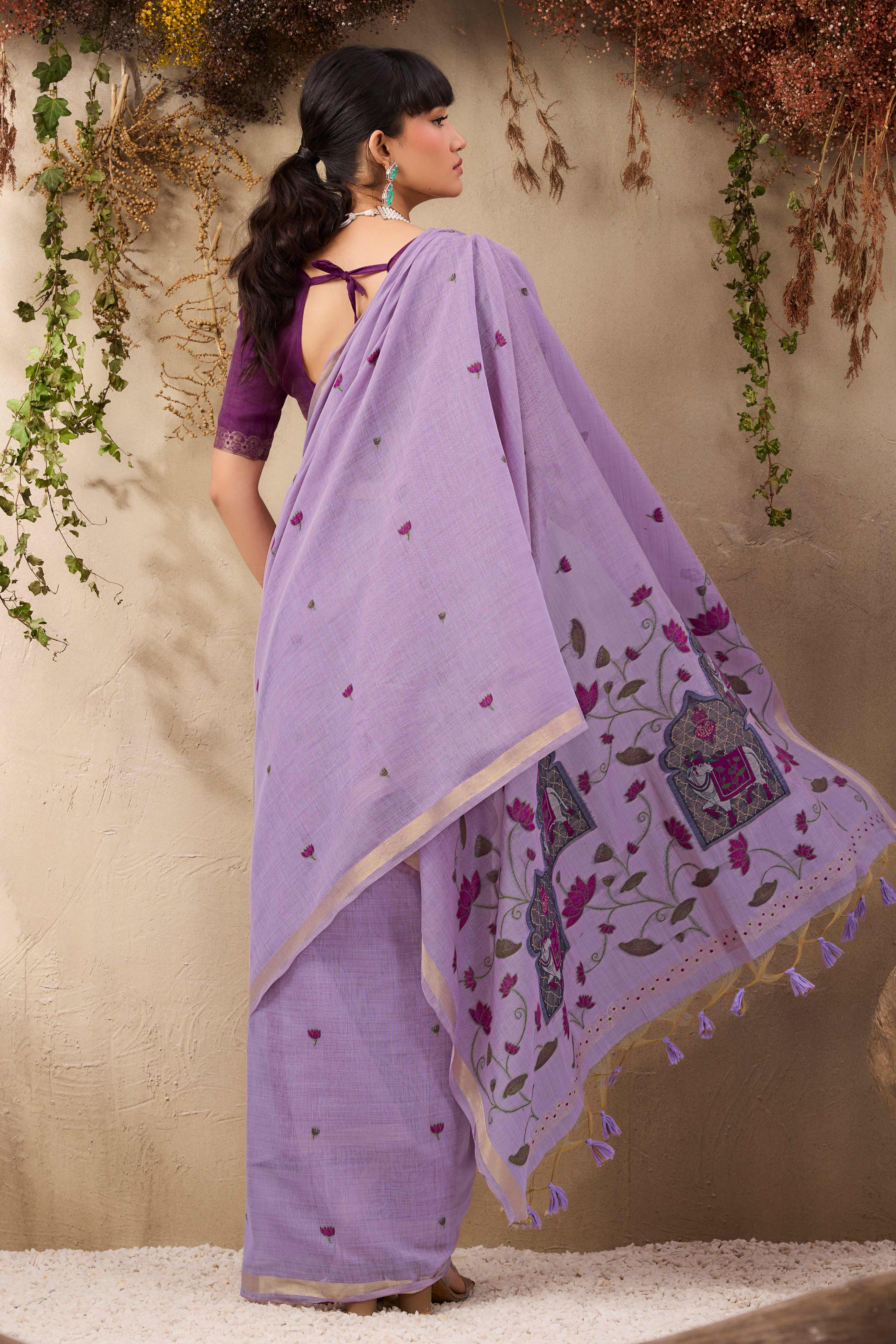 Purple Lightweight Handloom Munga Cotton Blend Saree Accented with Floral Woven Motifs - Image 5