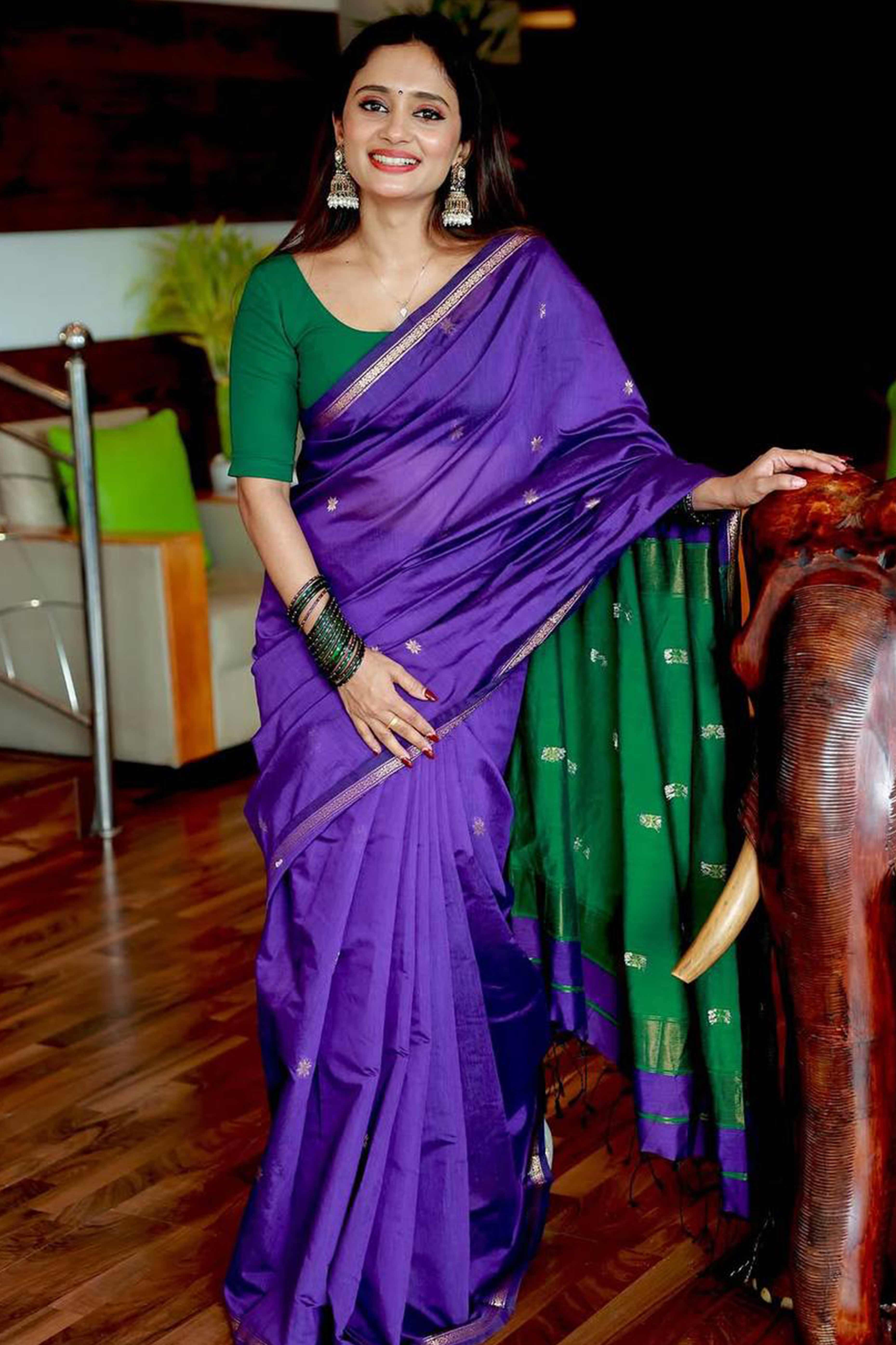Purple Linen Cotton Saree Adorned with Intricate Zari Butti Weaving for a Refined Ethnic Appeal - Image 4