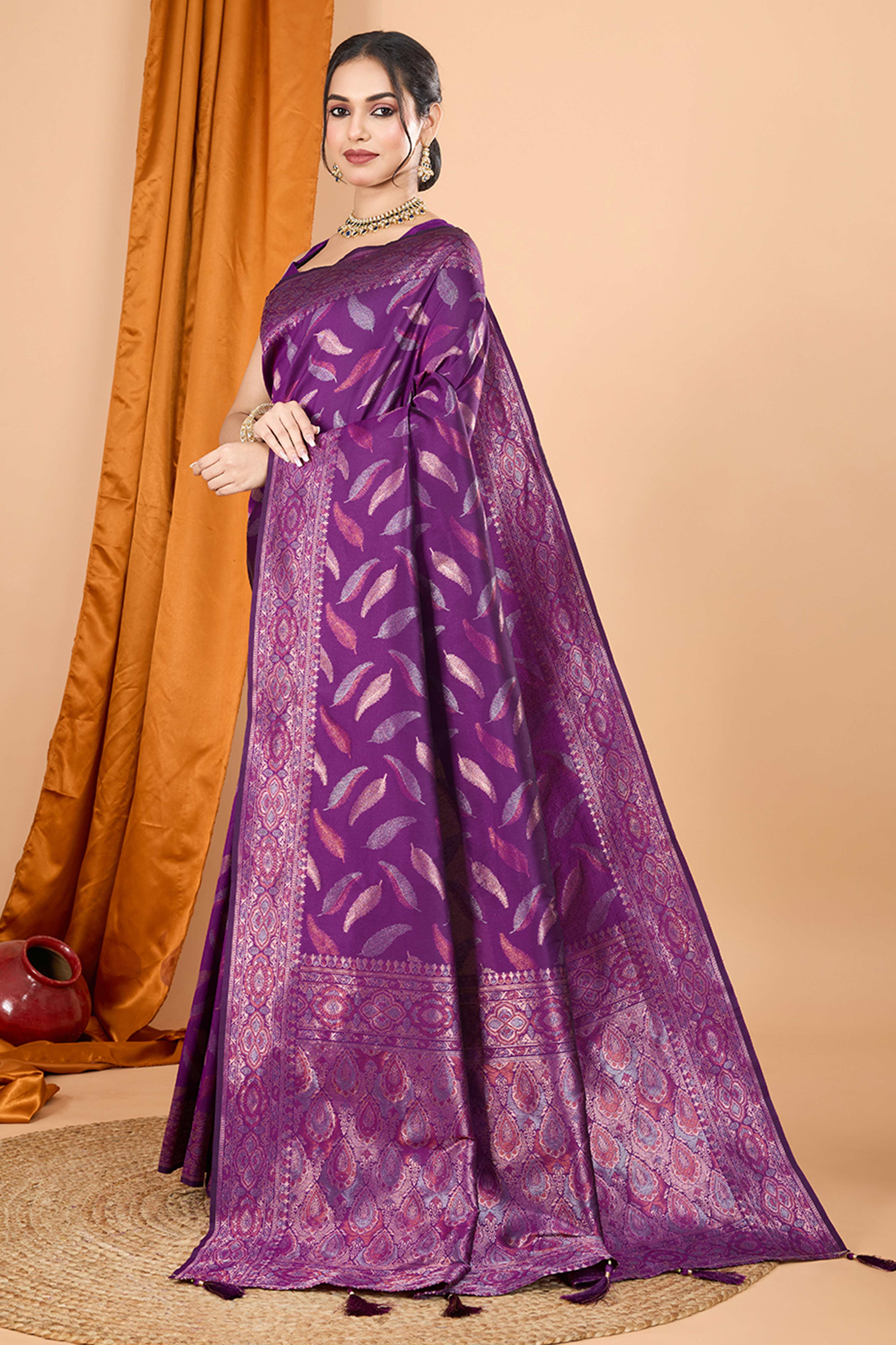 Purple Pure Silk Saree With Intricate Leaf Pattern Zari Weaving & Graceful Tassels - Image 3