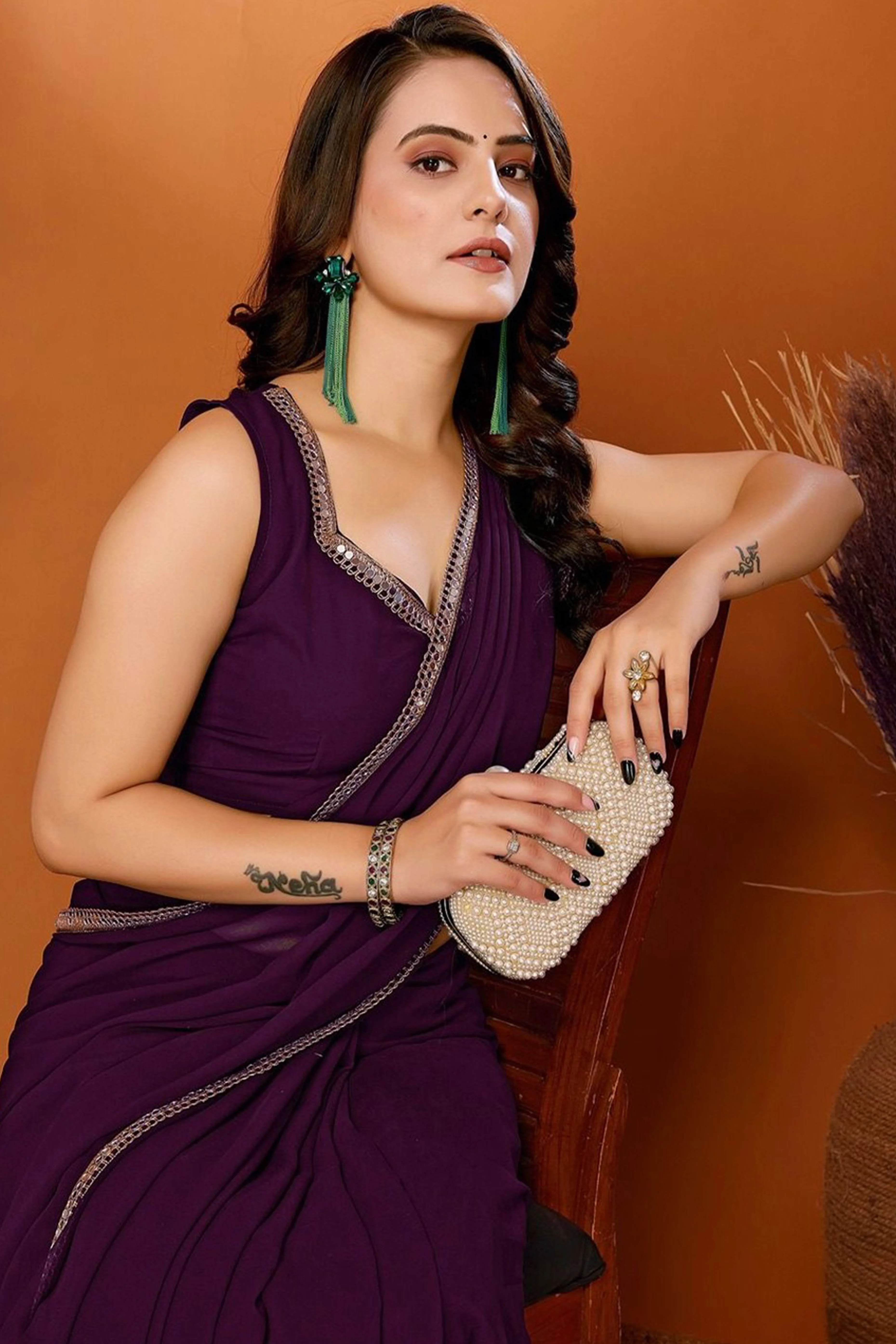Purple Solid Georgette Saree With Mirror Border - Image 4