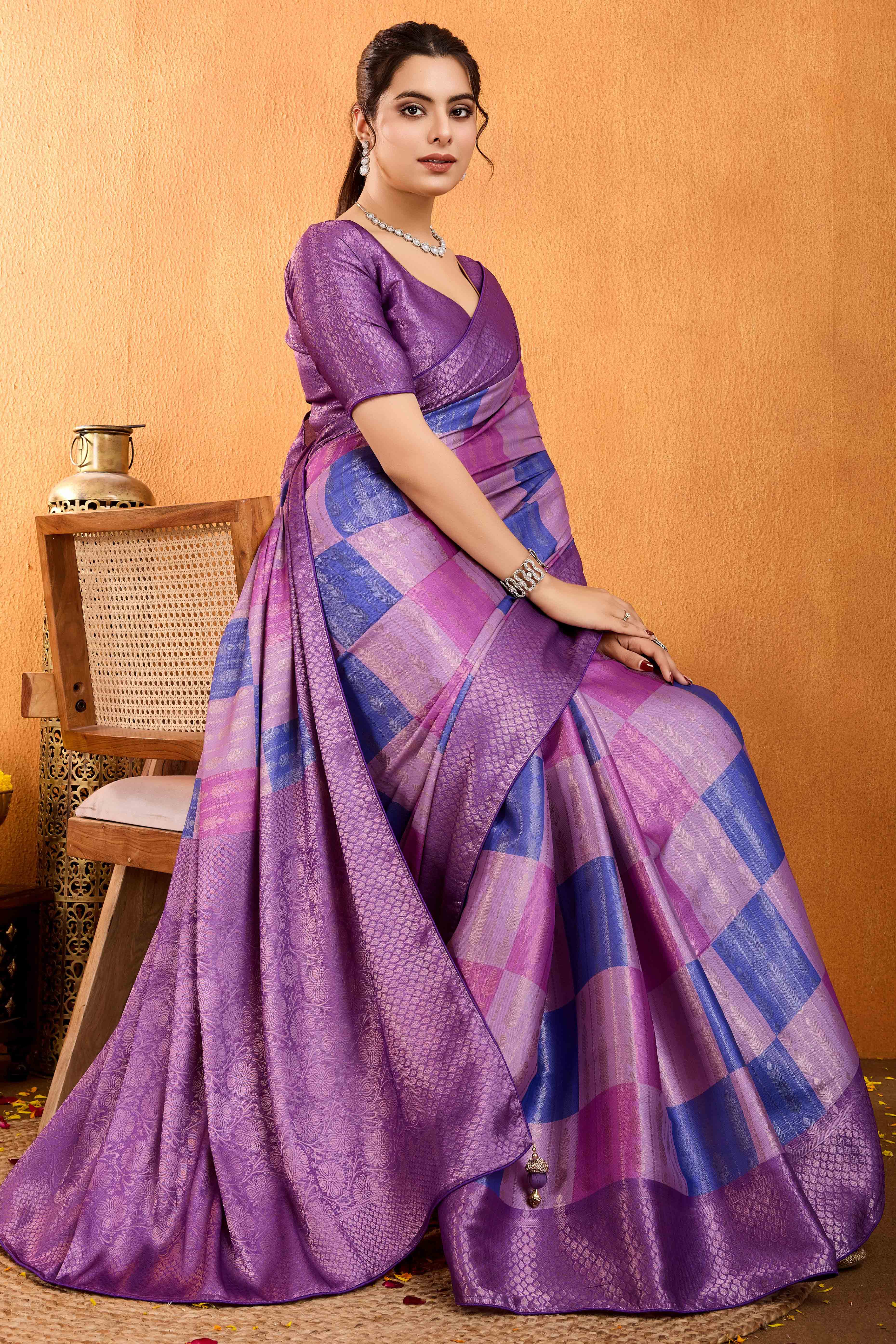 Purple Zari Weaving Mysore Brocade Silk Saree - Image 5